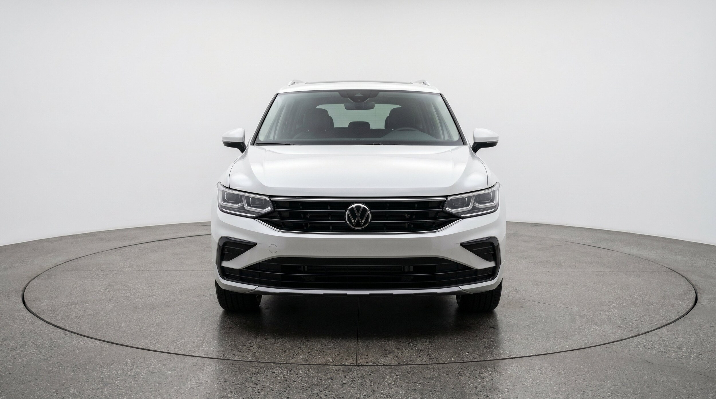 Thumbnail: 2026 Volkswagen Tiguan - 2