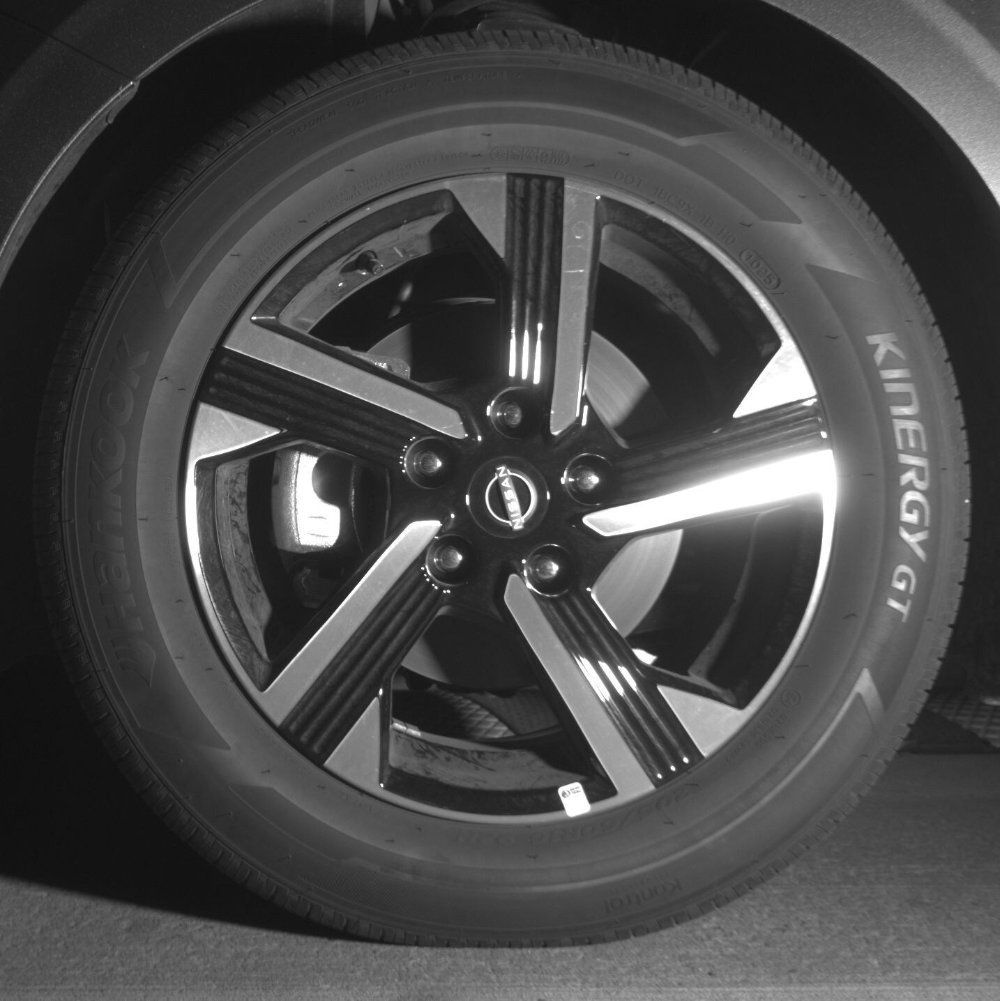 Thumbnail: 2025 Nissan Sentra - 9