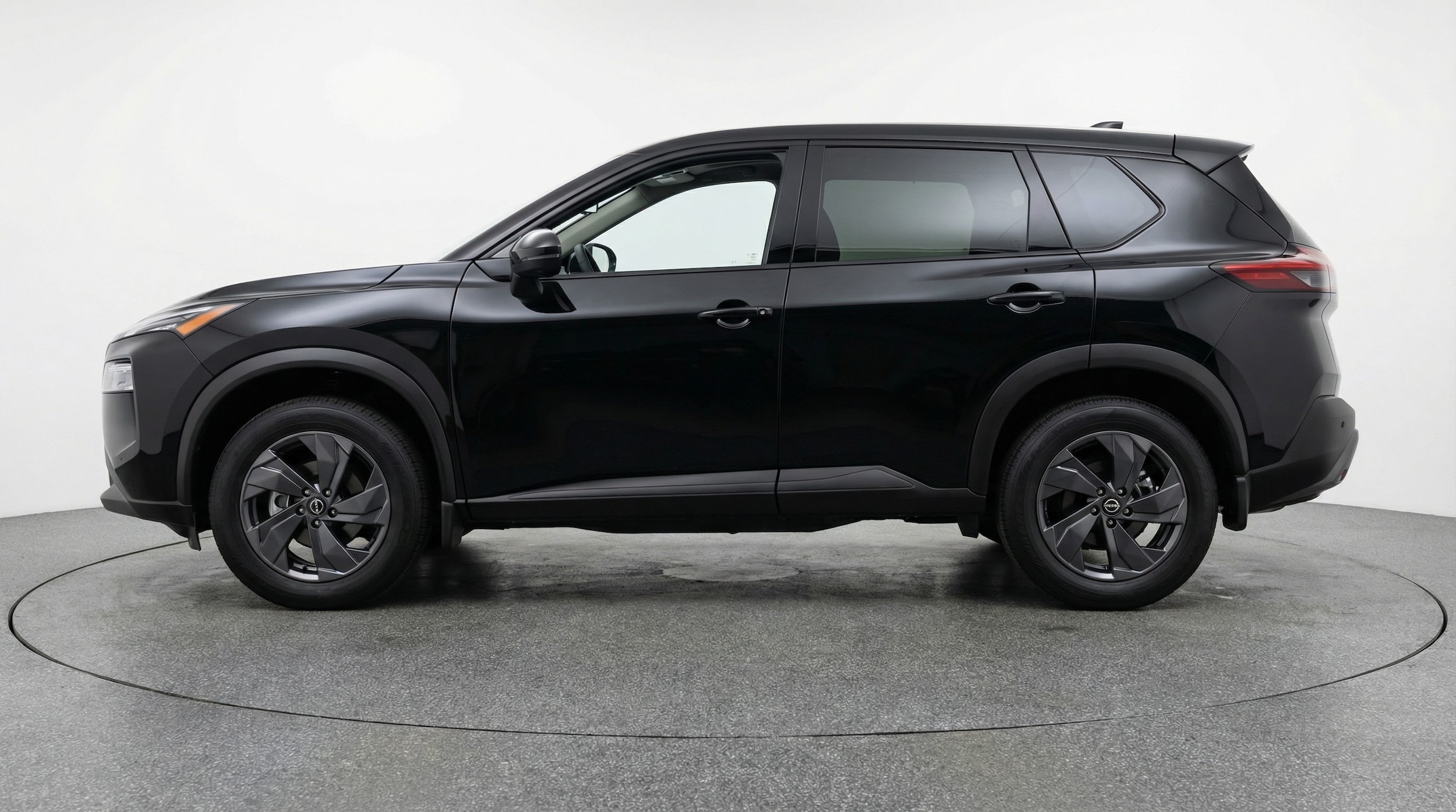 Thumbnail: 2025 Nissan Rogue - 4