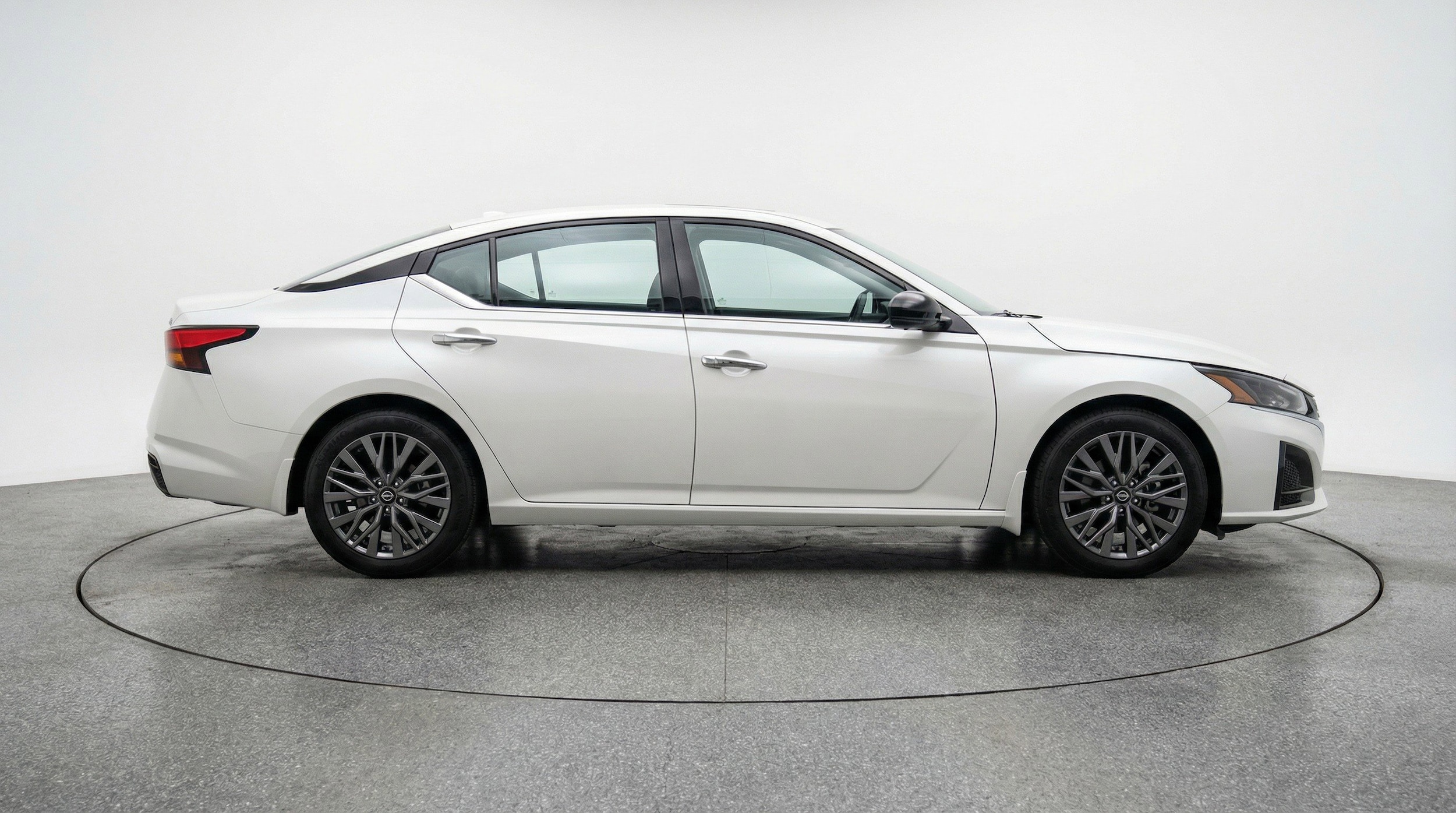 Thumbnail: 2025 Nissan Altima - 11