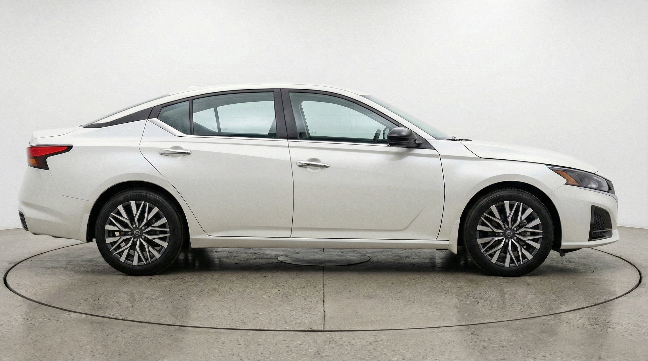 Thumbnail: 2025 Nissan Altima - 11