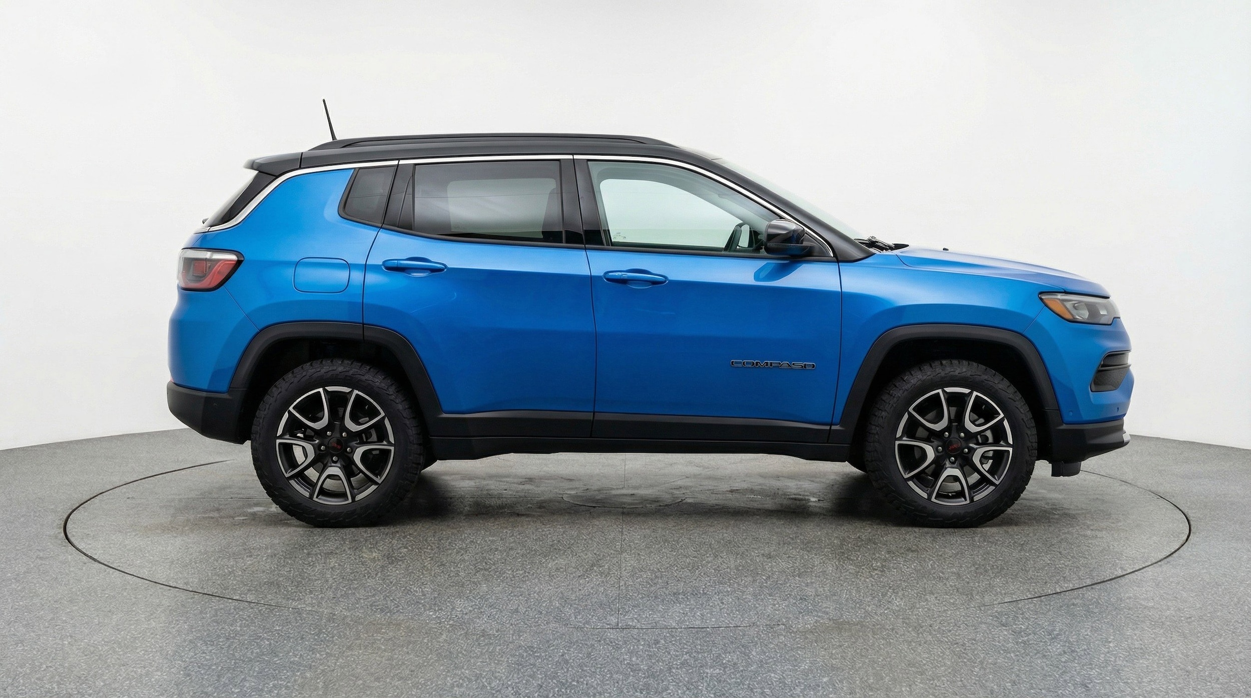 Thumbnail: 2025 Jeep Compass - 11