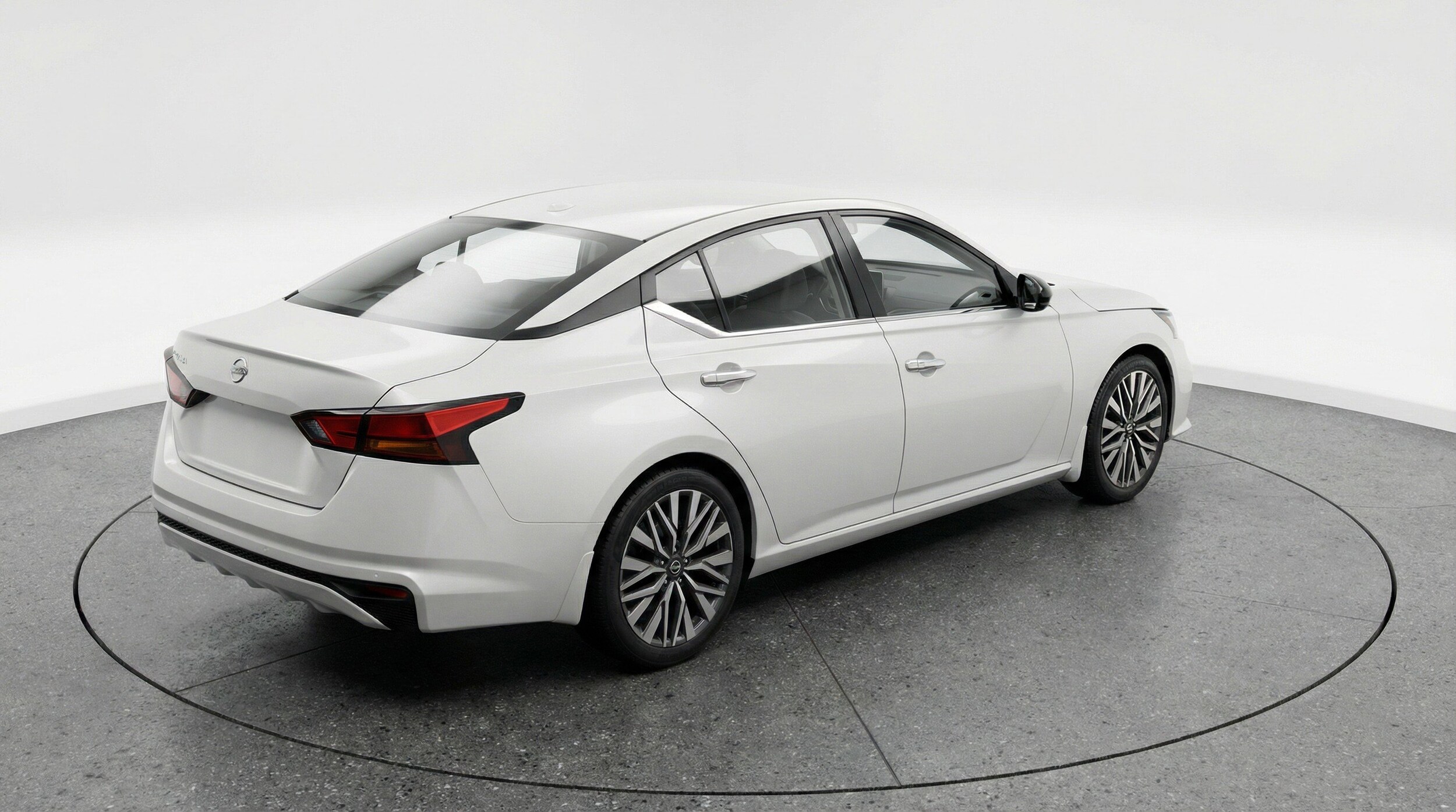 Thumbnail: 2025 Nissan Altima - 9