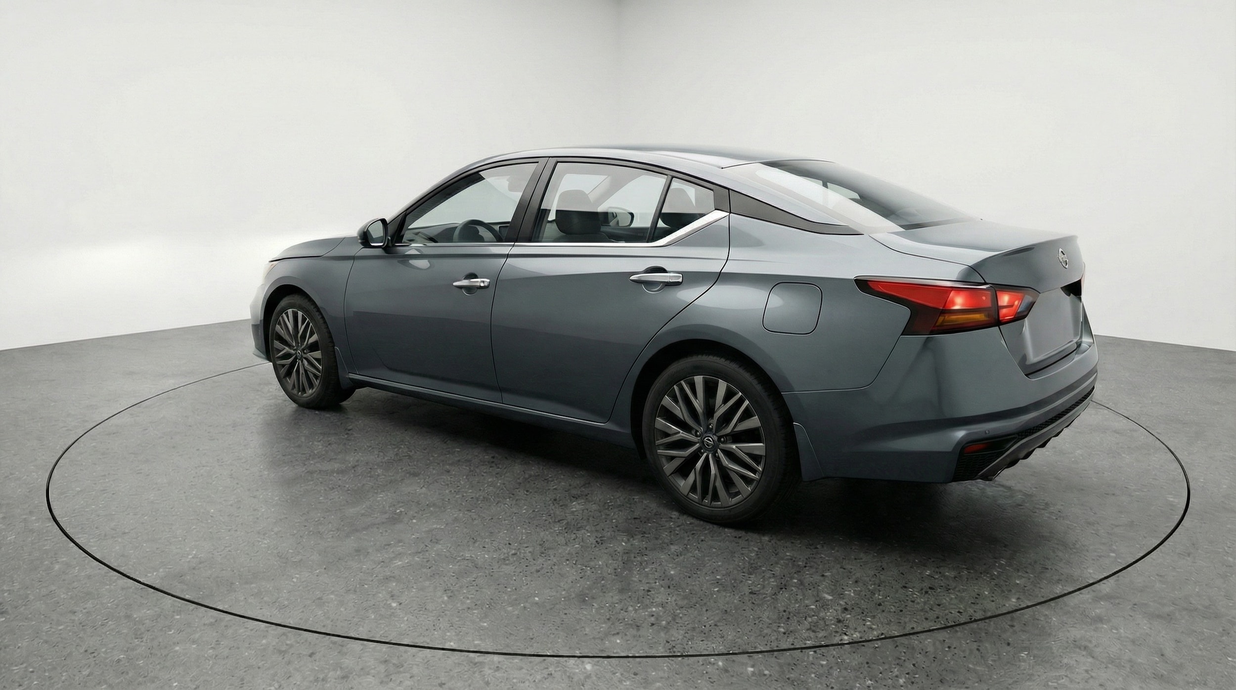 Thumbnail: 2025 Nissan Altima - 5