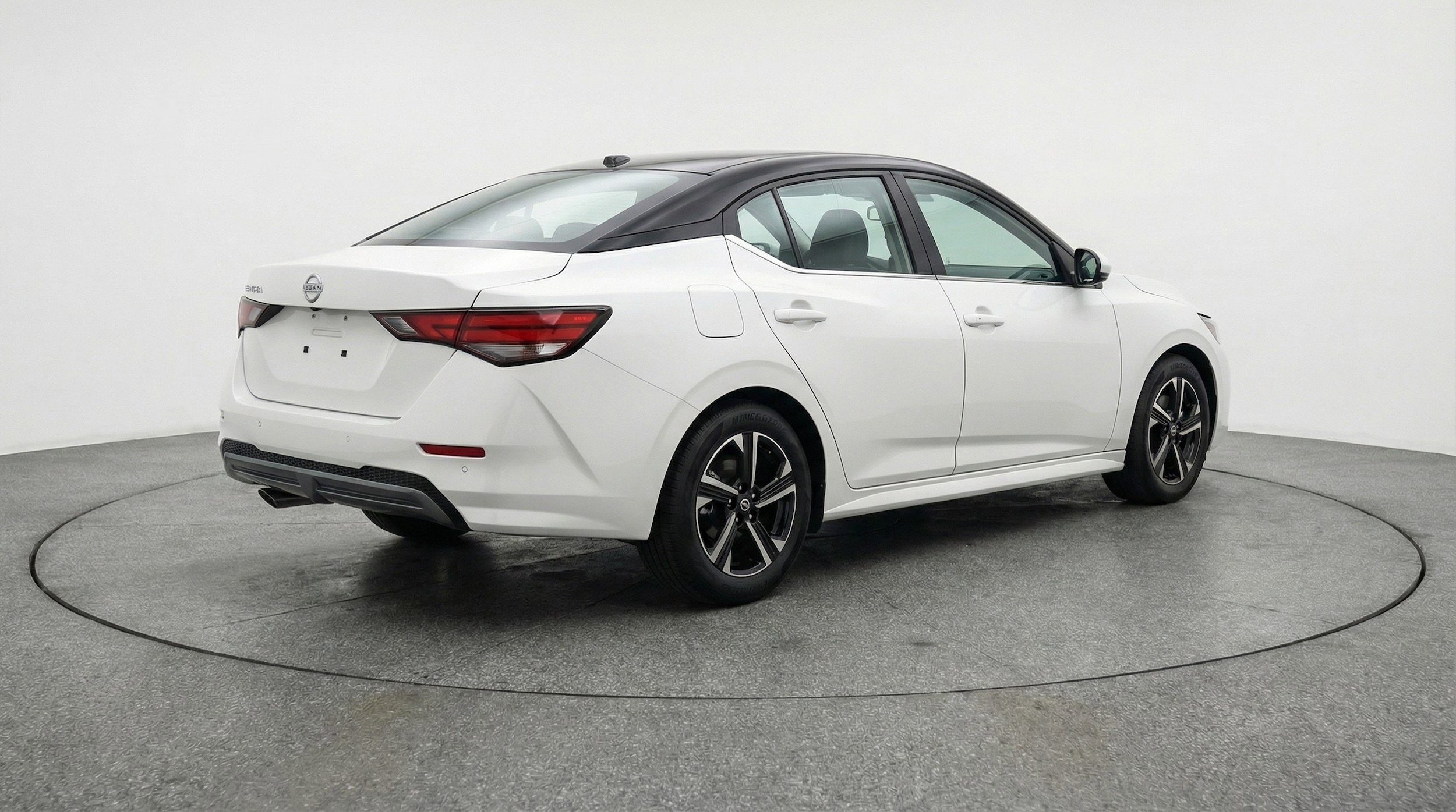 Thumbnail: 2025 Nissan Sentra - 9