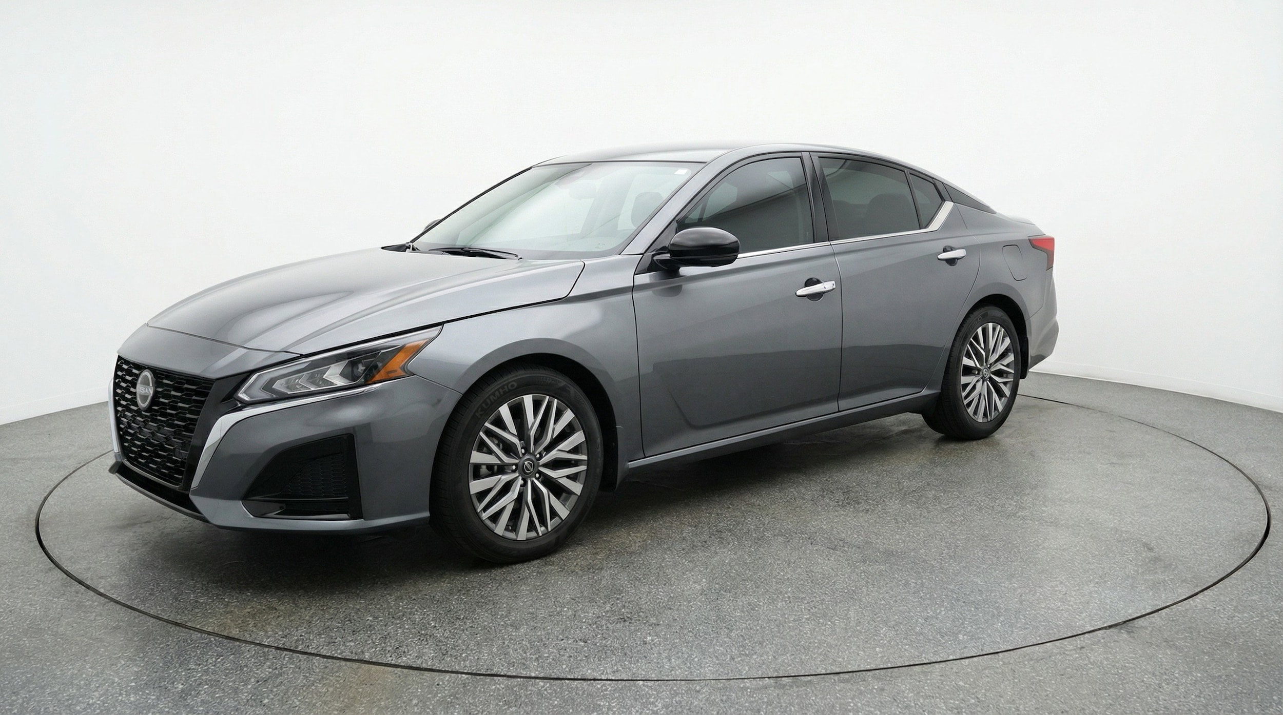 Thumbnail: 2025 Nissan Altima - 3