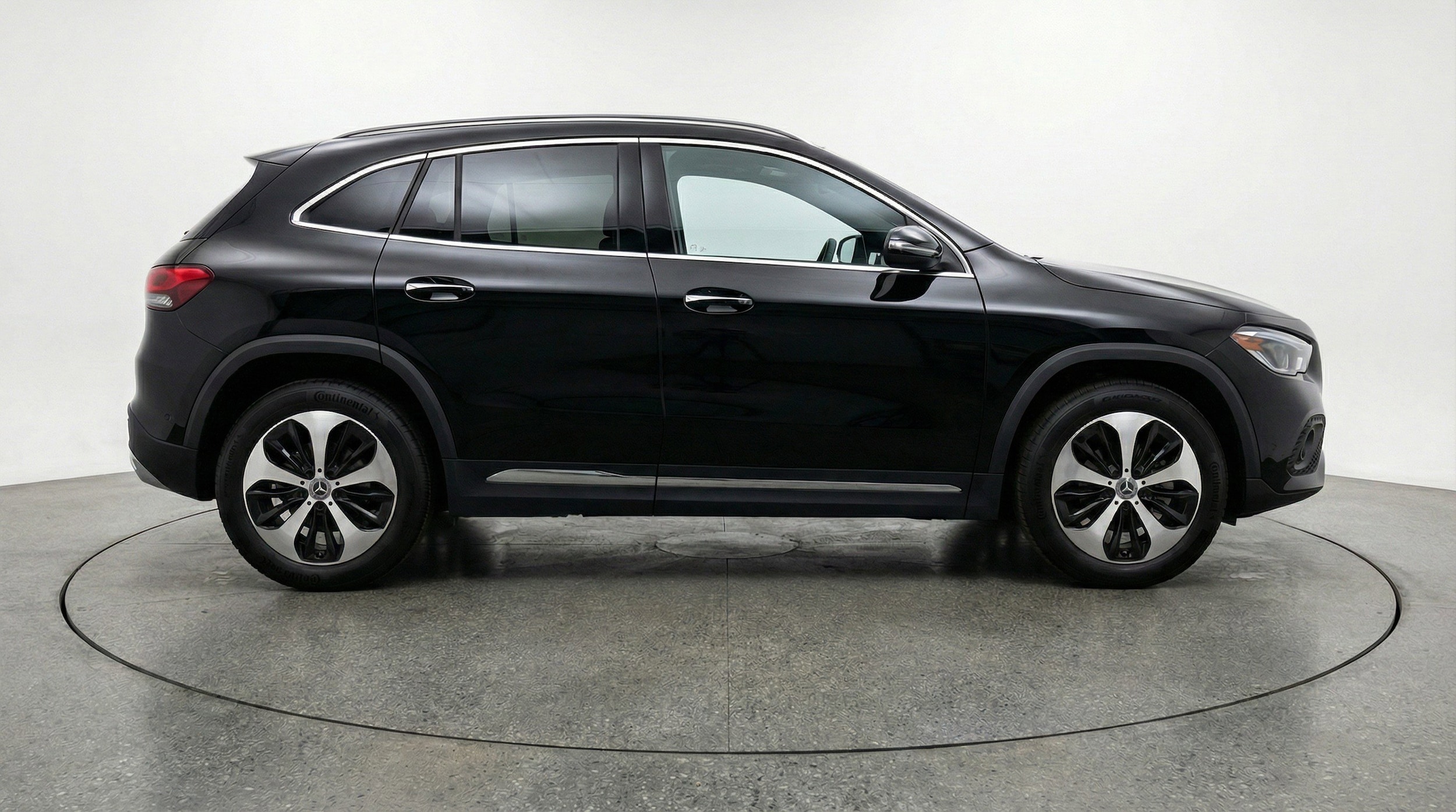 Thumbnail: 2025 Mercedes-Benz GLA - 11