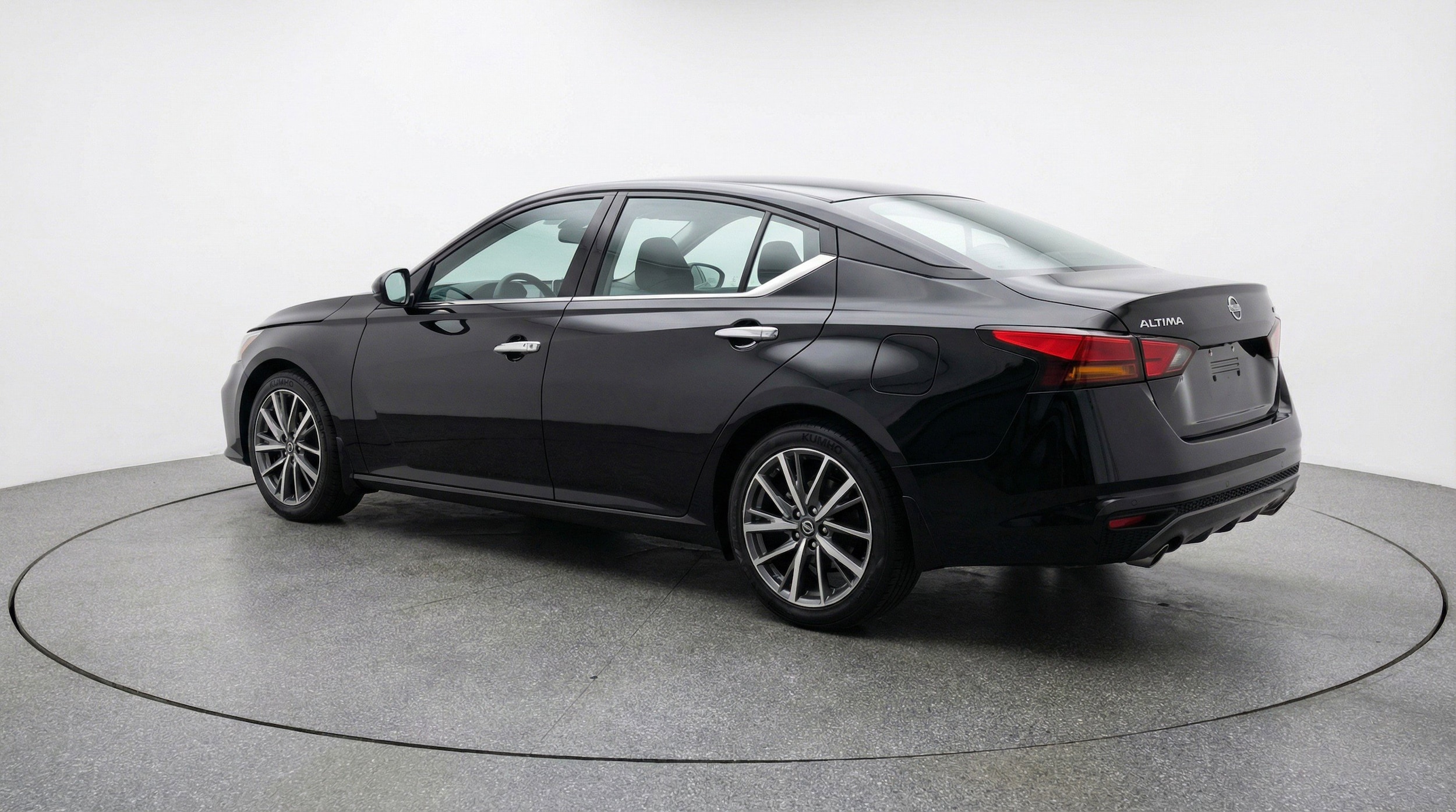 Thumbnail: 2025 Nissan Altima - 6