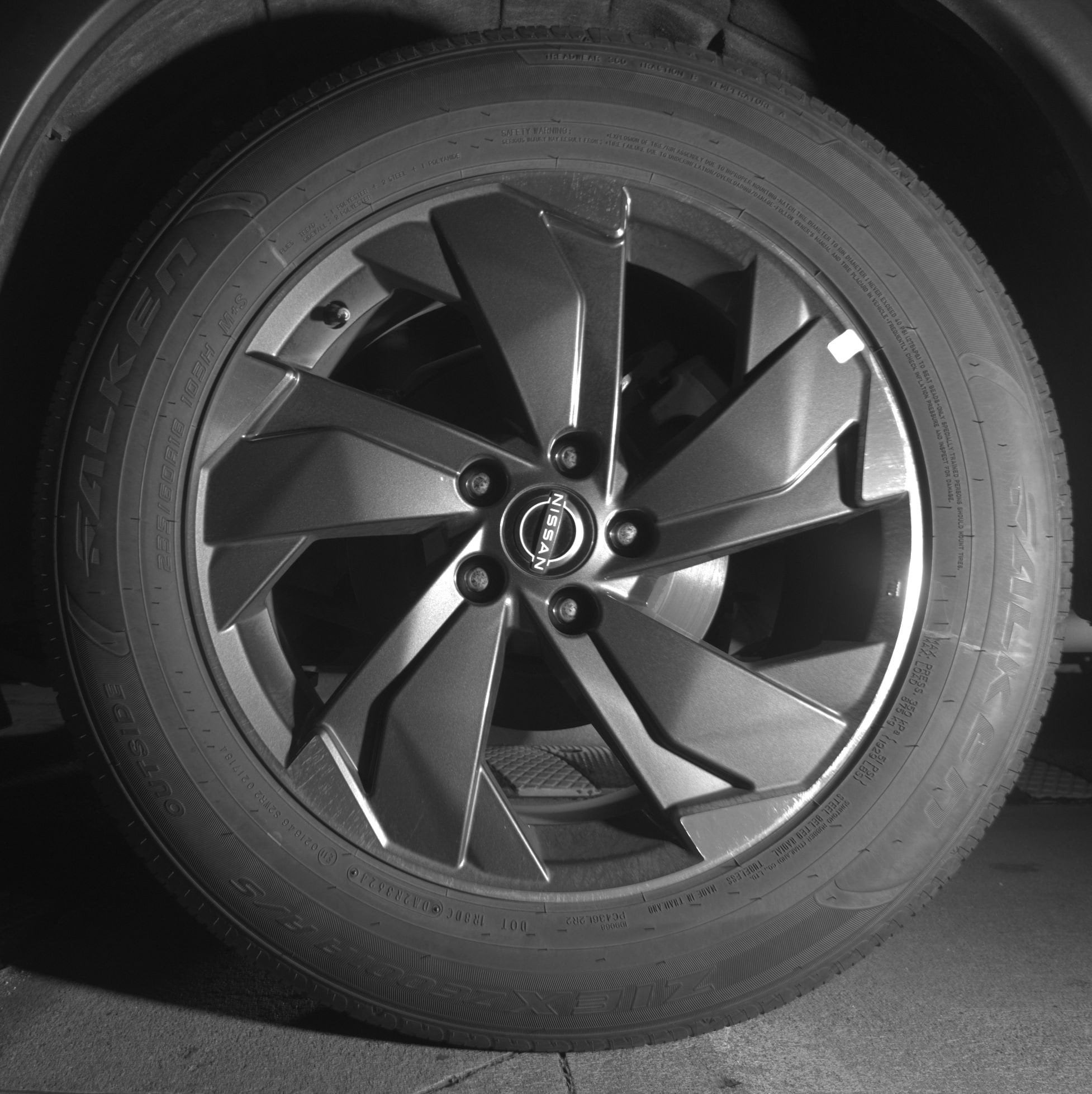 Thumbnail: 2025 Nissan Rogue - 14