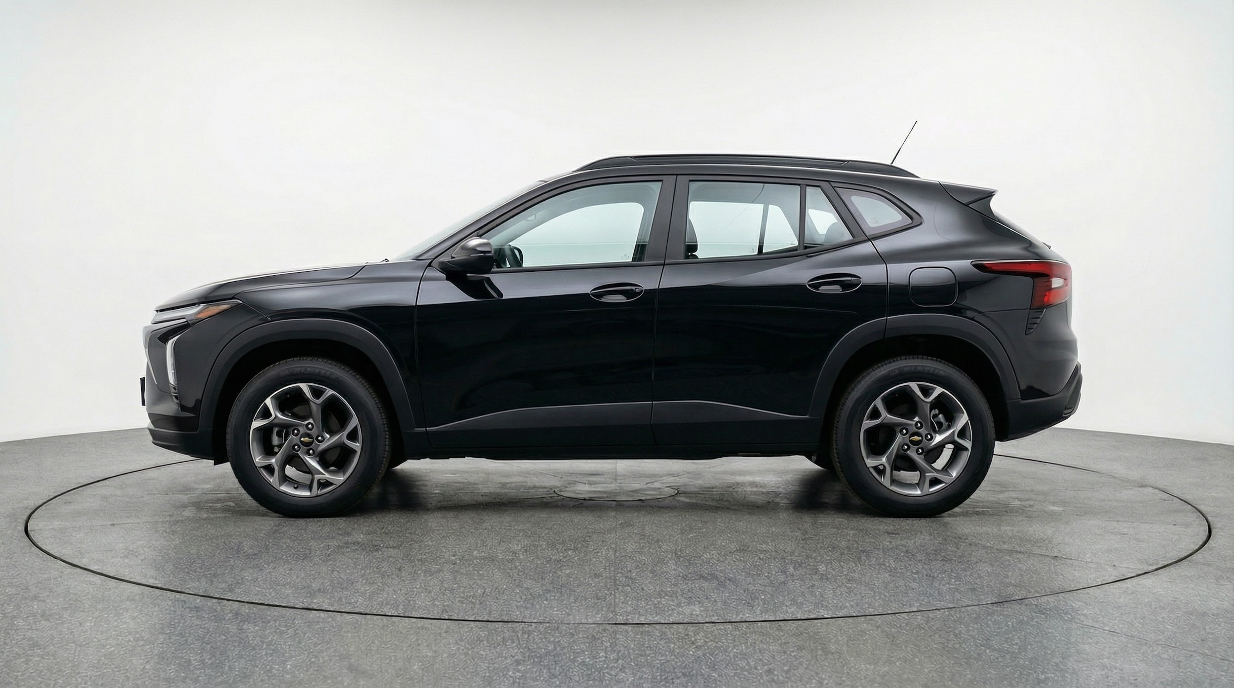 Thumbnail: 2025 Chevrolet Trax - 4