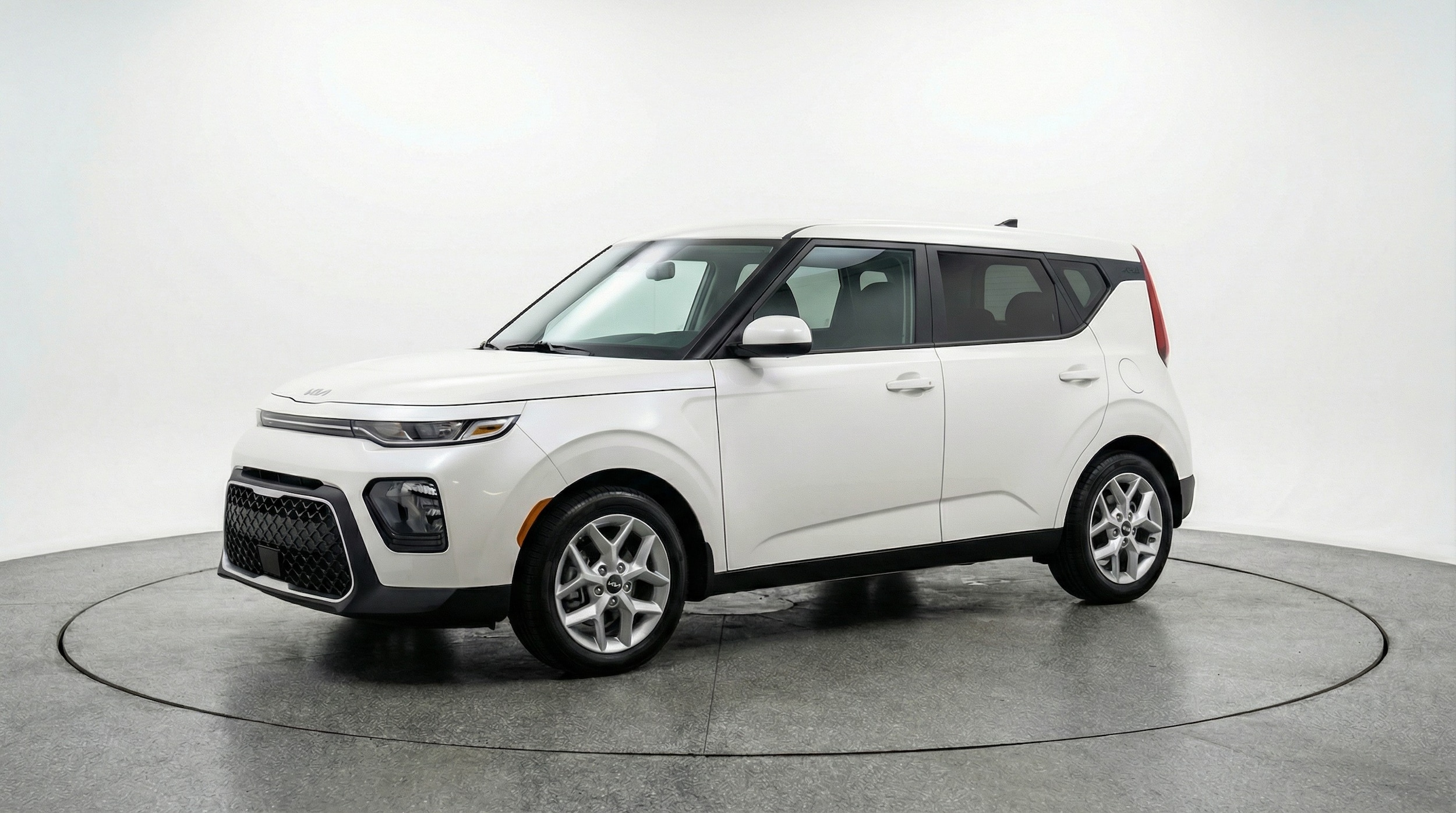 Thumbnail: 2025 Kia Soul - 3