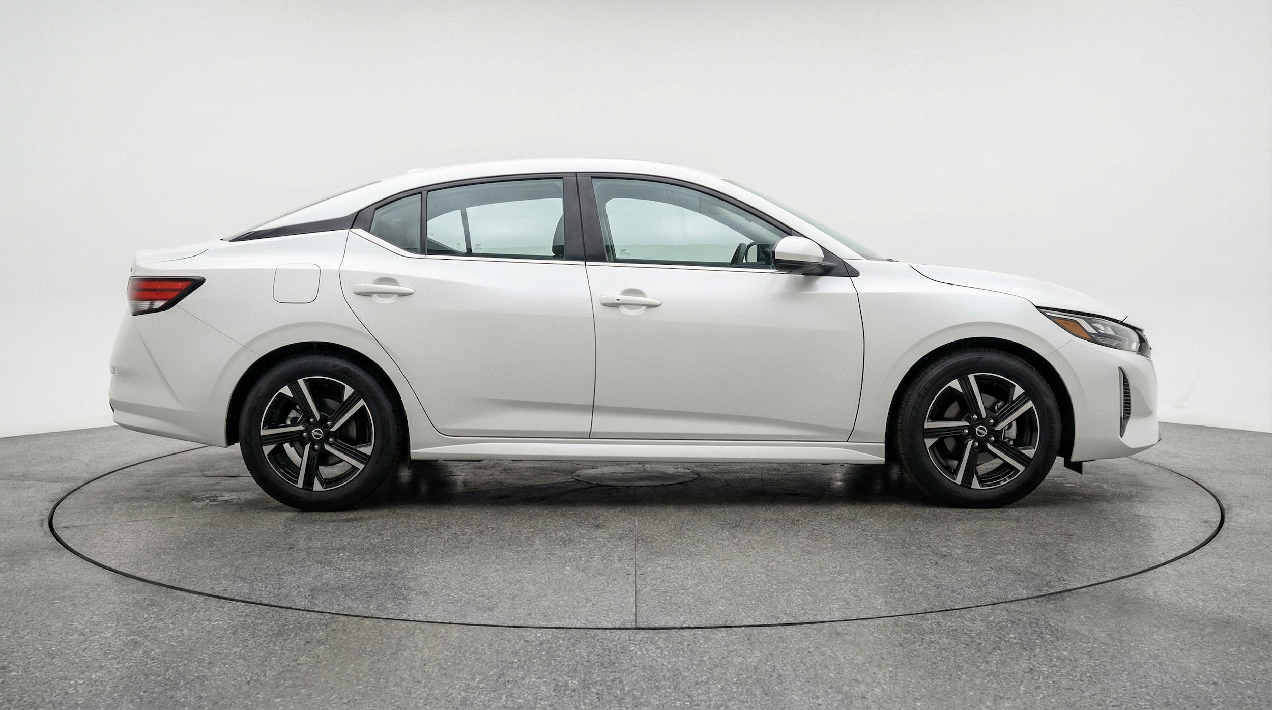 Thumbnail: 2025 Nissan Sentra - 11