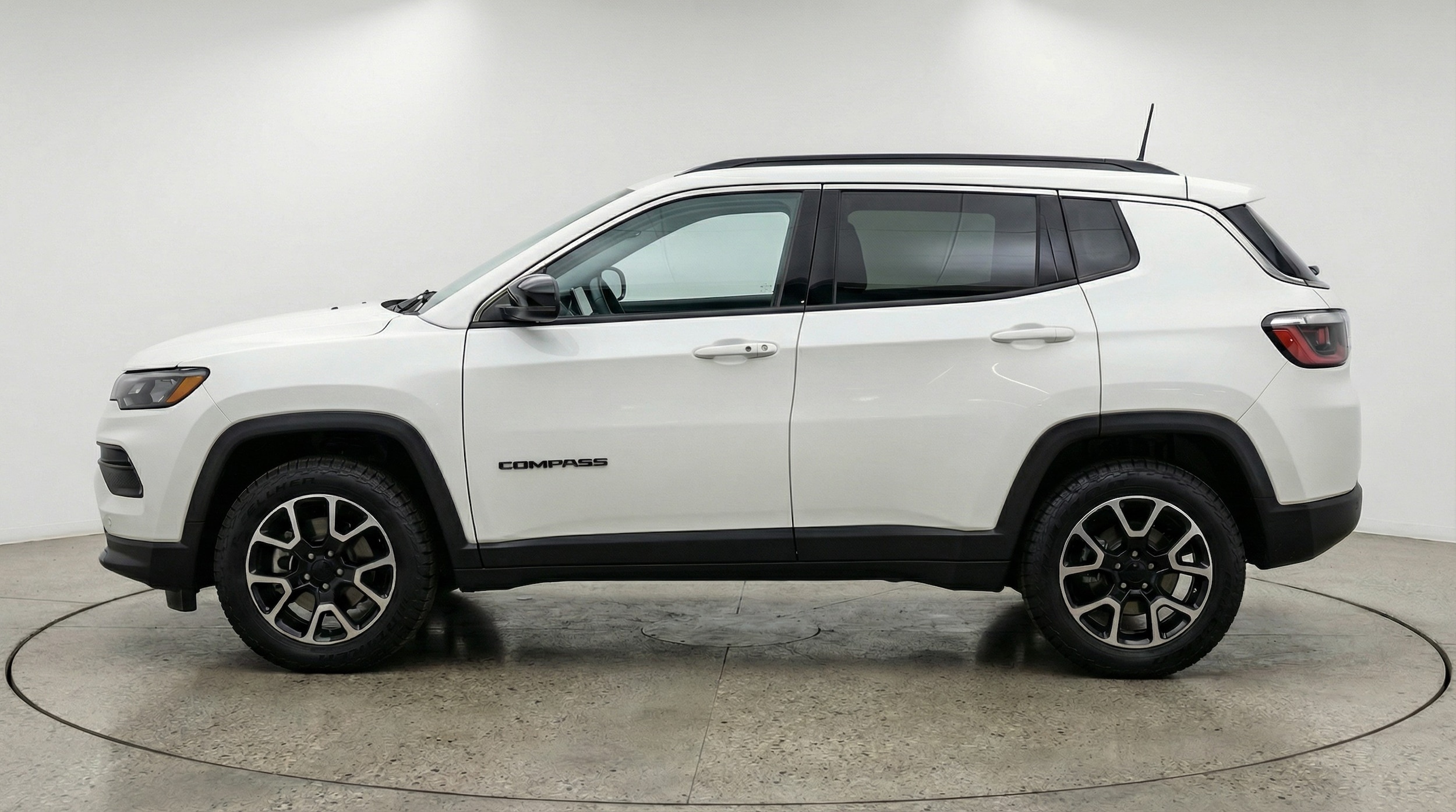 Thumbnail: 2025 Jeep Compass - 4
