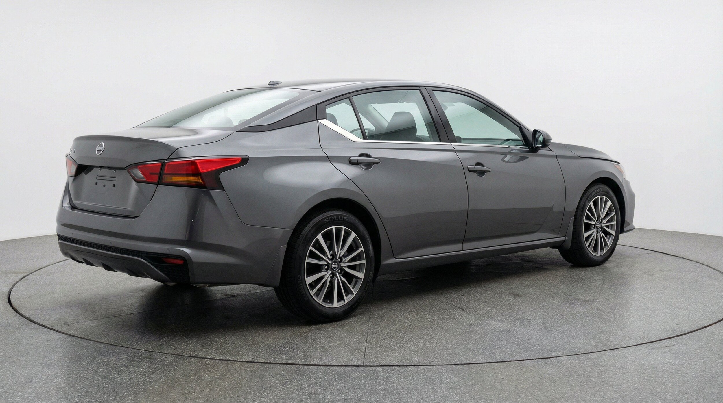 Thumbnail: 2025 Nissan Altima - 9