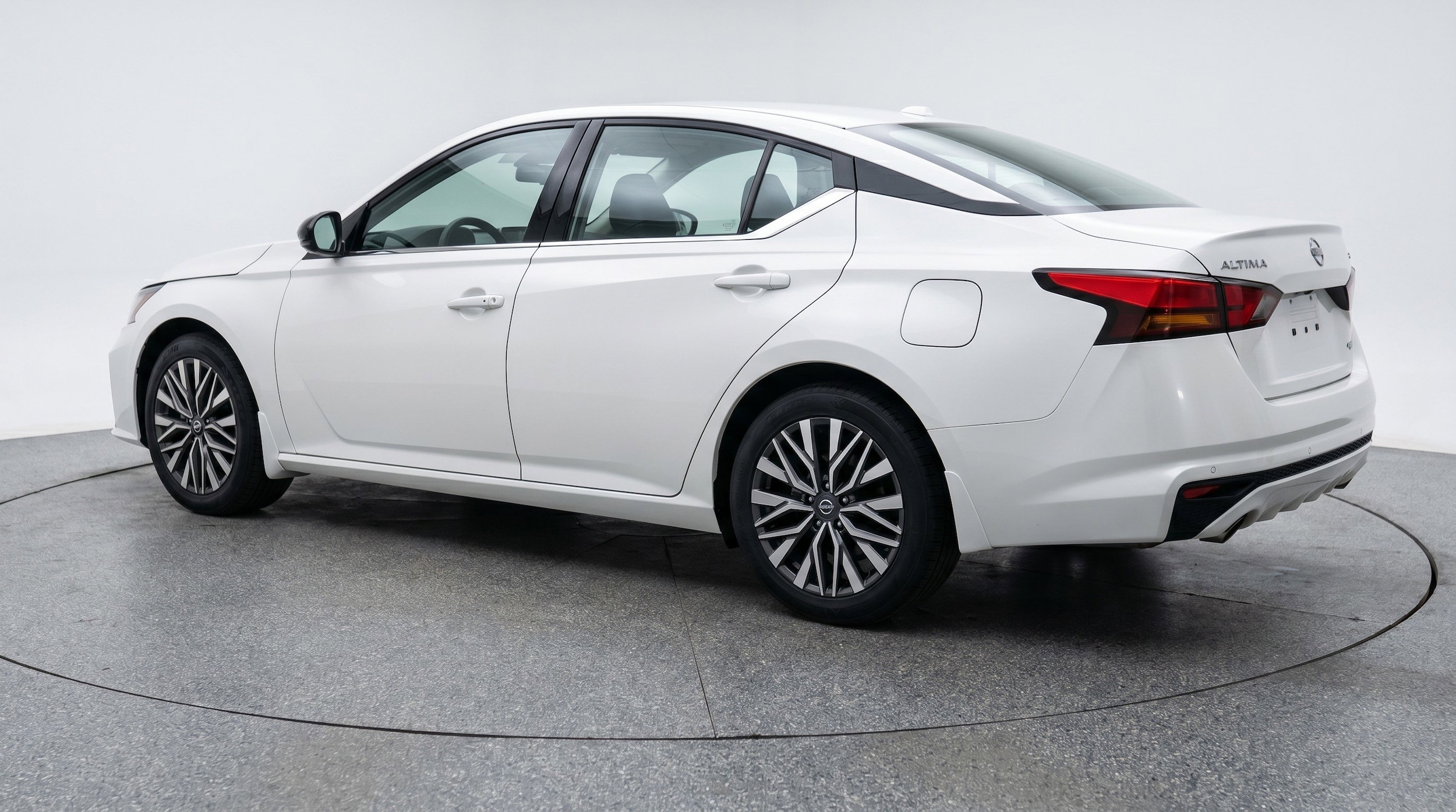 Thumbnail: 2025 Nissan Altima - 6