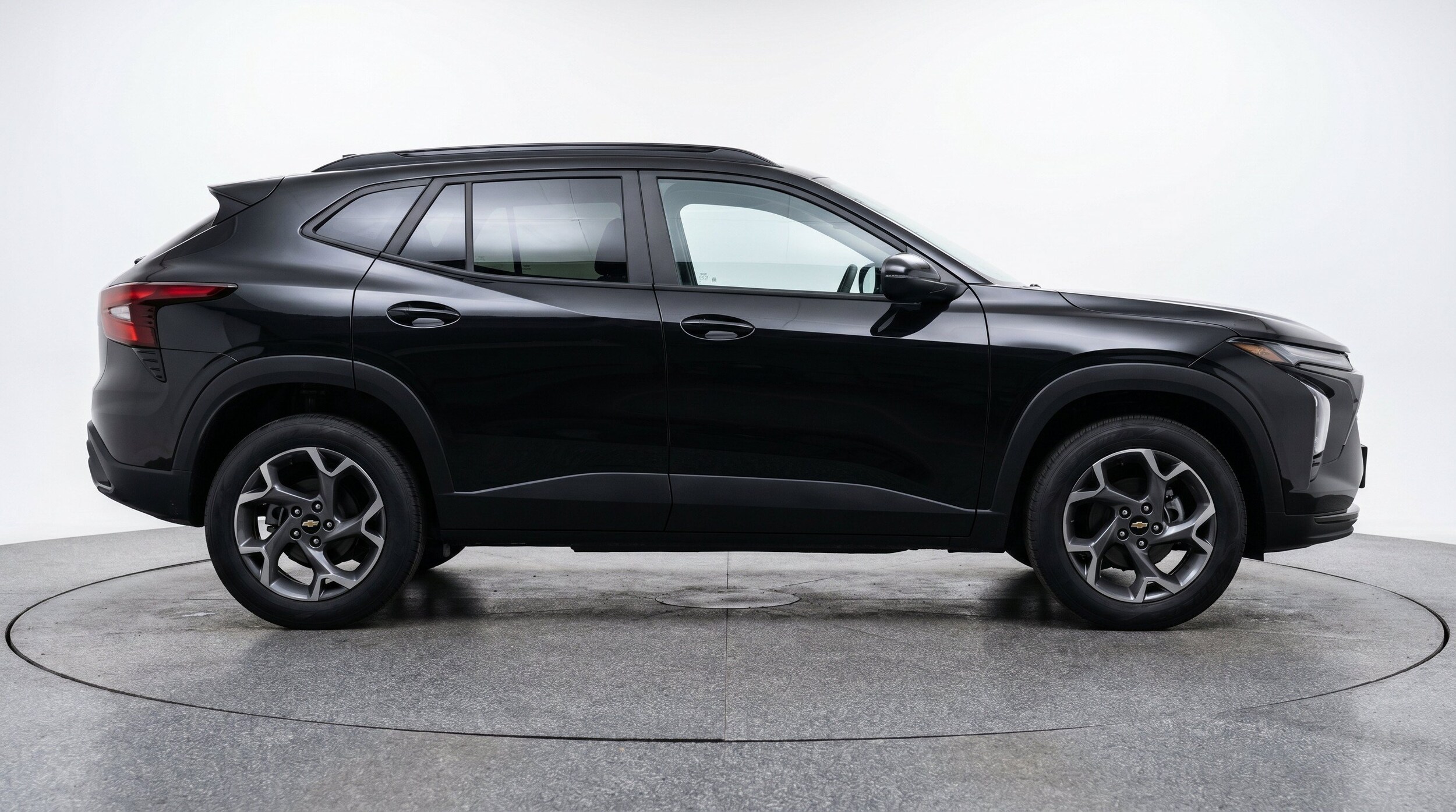 Thumbnail: 2025 Chevrolet Trax - 11