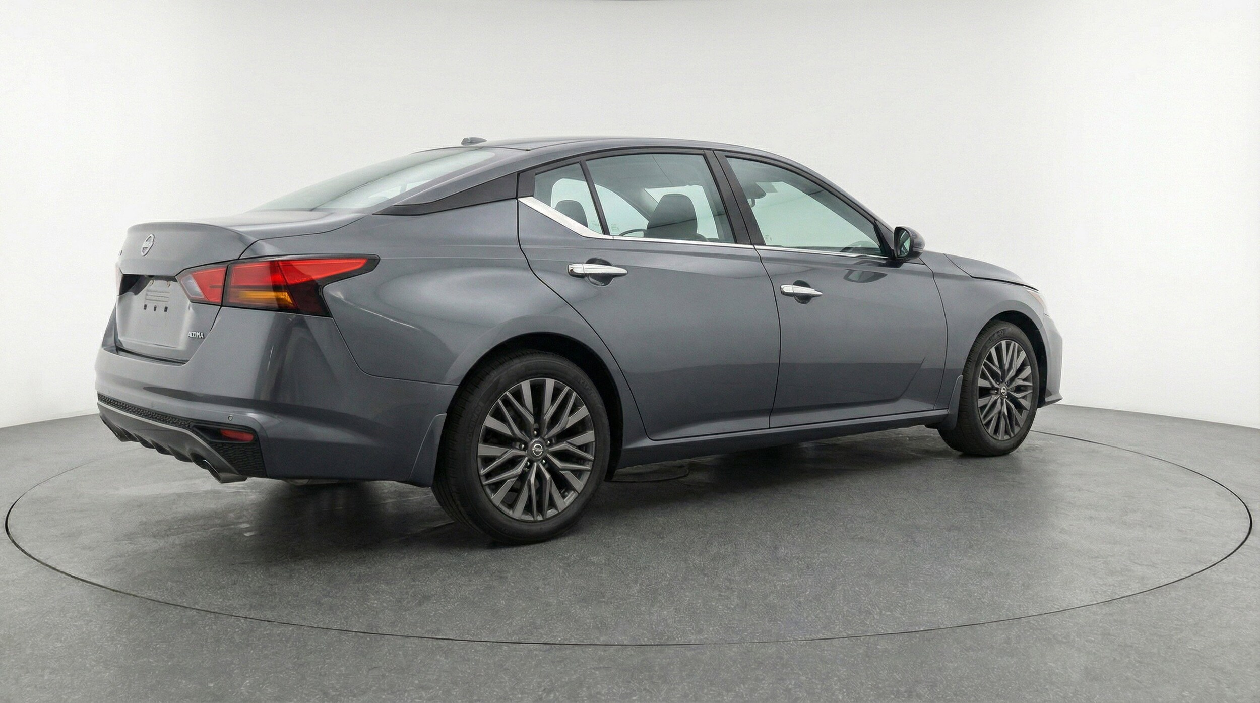 Thumbnail: 2025 Nissan Altima - 9