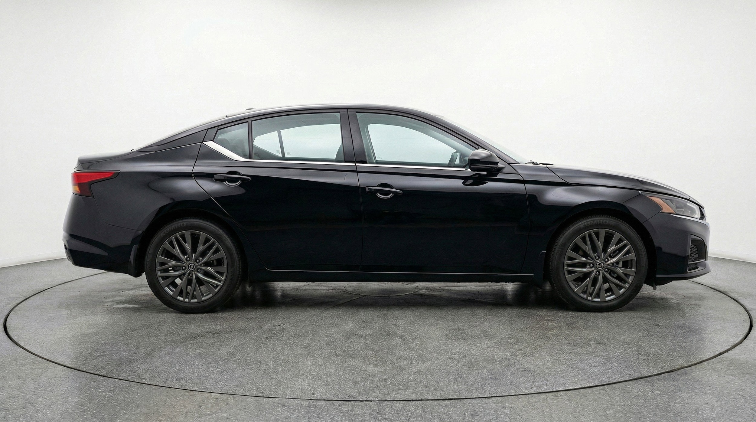 Thumbnail: 2025 Nissan Altima - 11