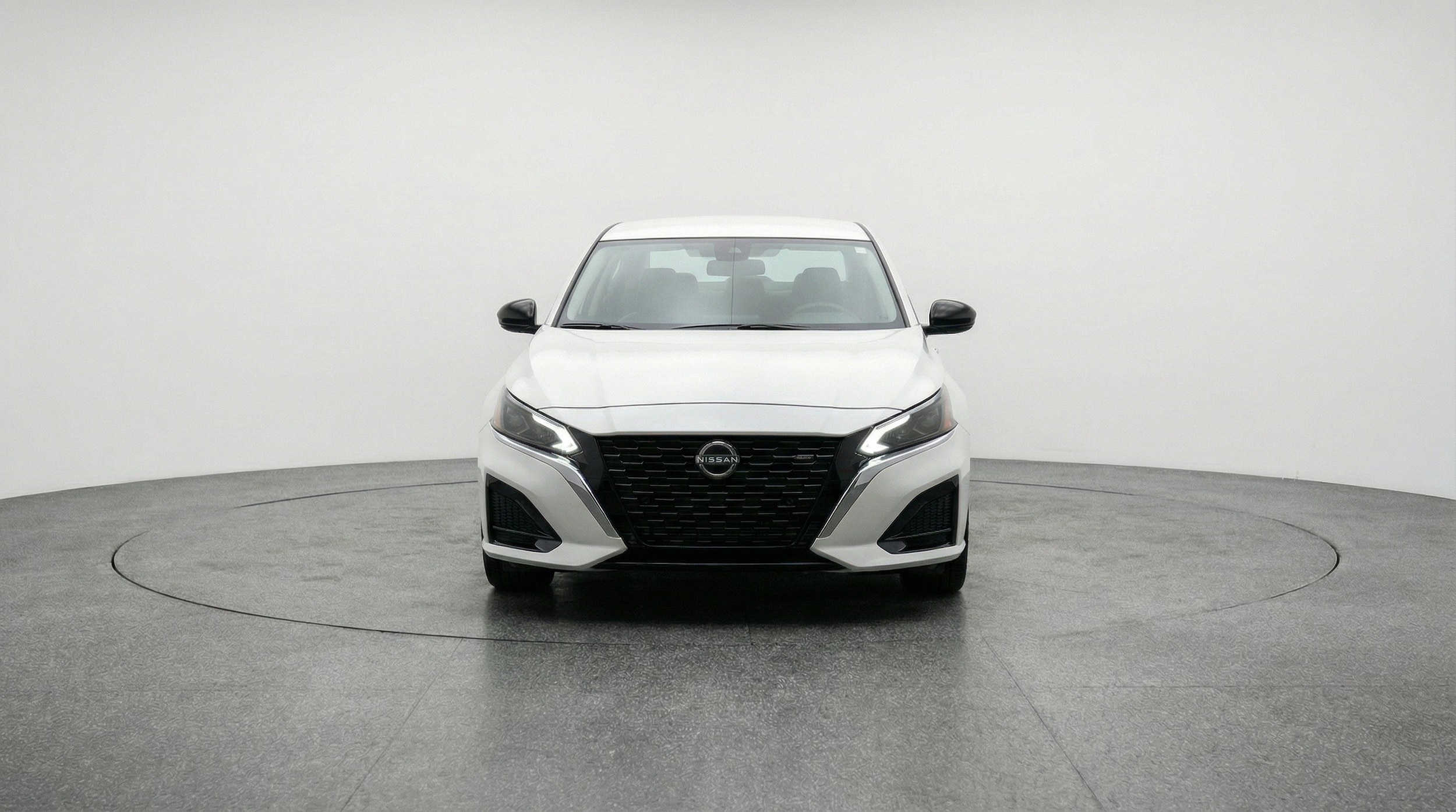 Thumbnail: 2025 Nissan Altima - 2