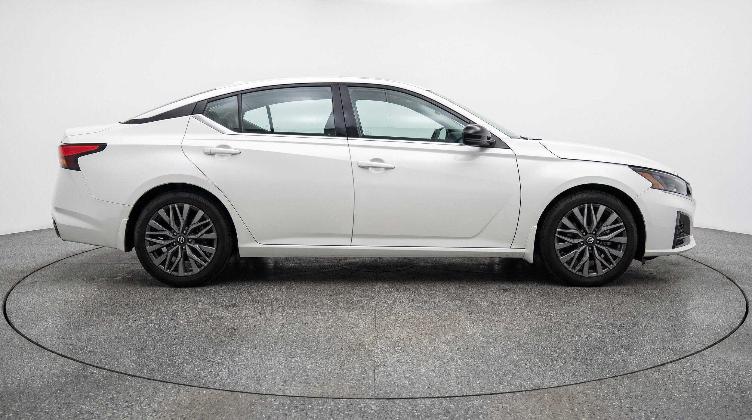 Thumbnail: 2025 Nissan Altima - 11