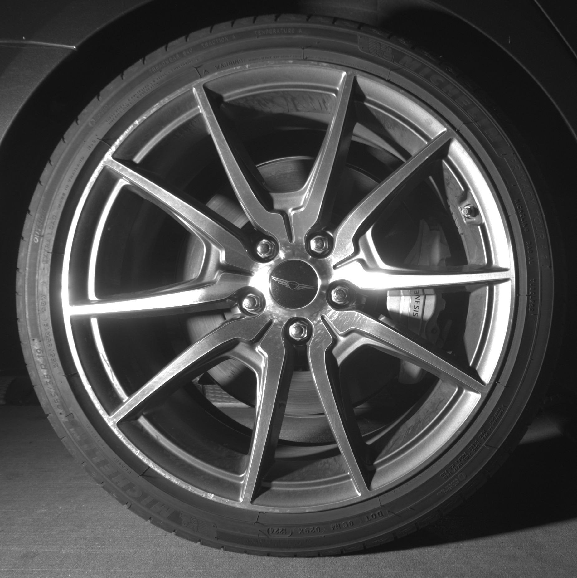 Thumbnail: 2025 Genesis G70 - 15