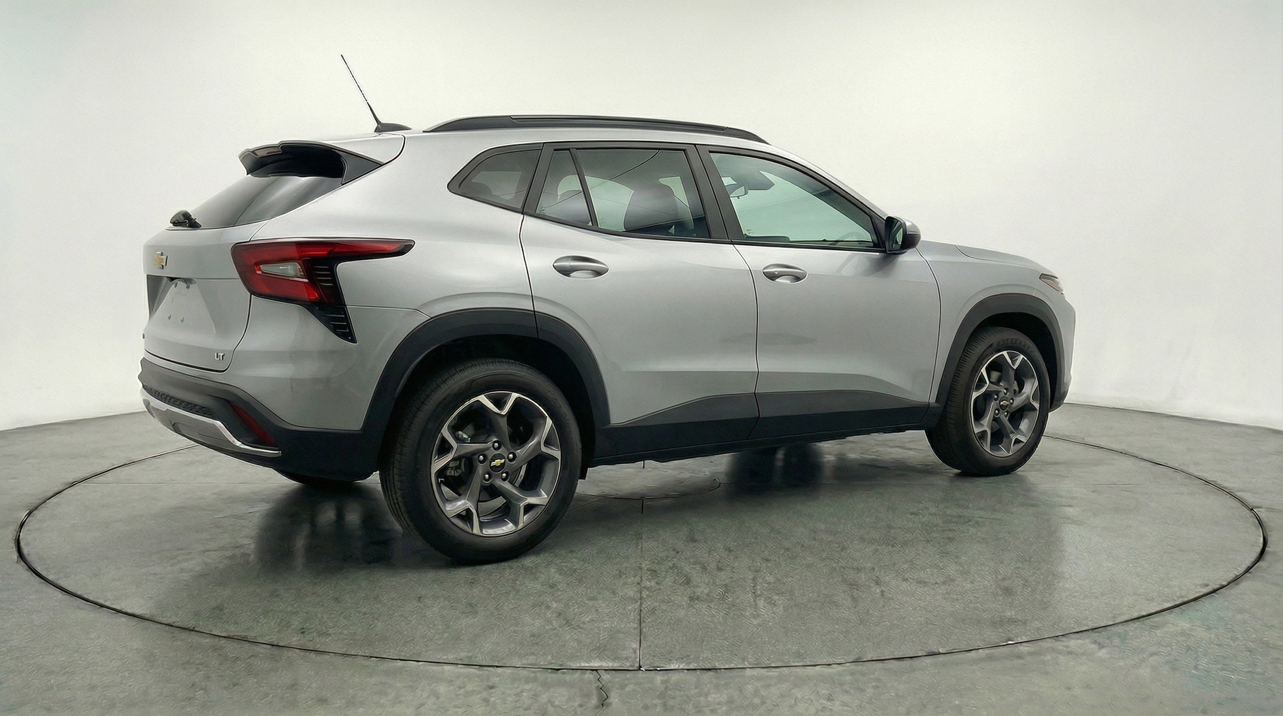 Thumbnail: 2025 Chevrolet Trax - 9
