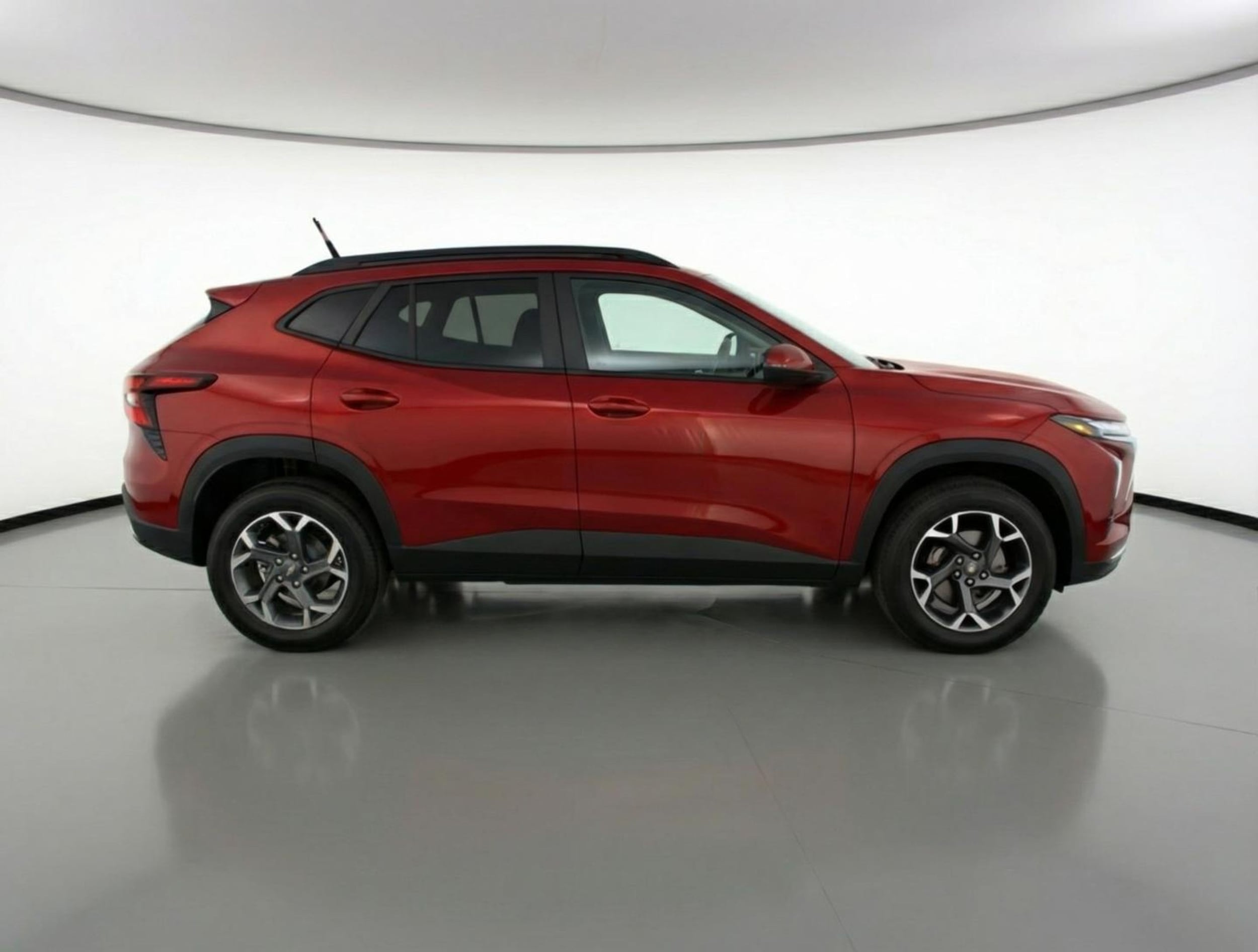 Thumbnail: 2025 Chevrolet Trax - 8