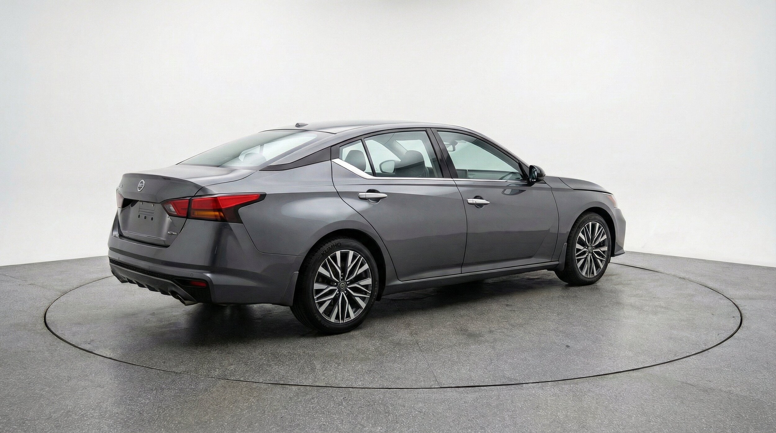Thumbnail: 2025 Nissan Altima - 9