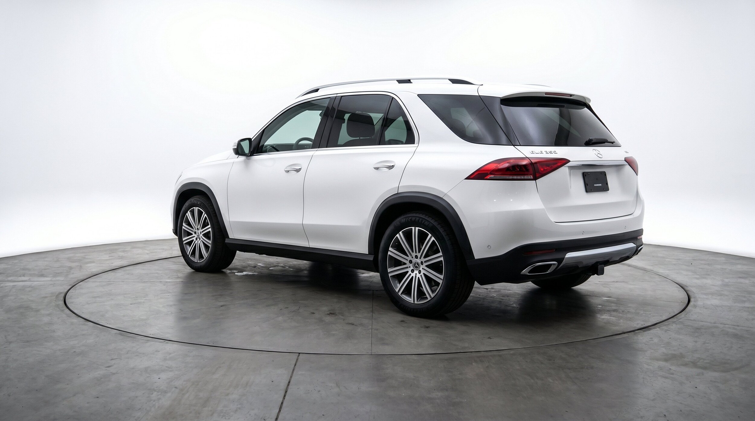 Thumbnail: 2026 Mercedes-Benz GLE - 6