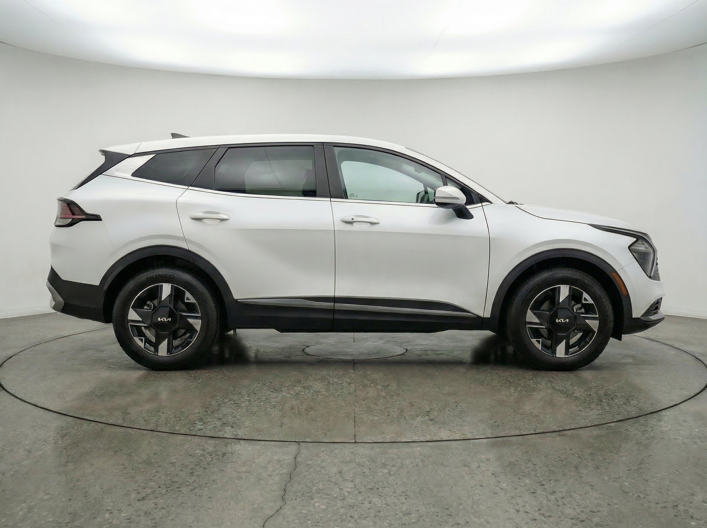 Thumbnail: 2026 Kia Sportage - 11