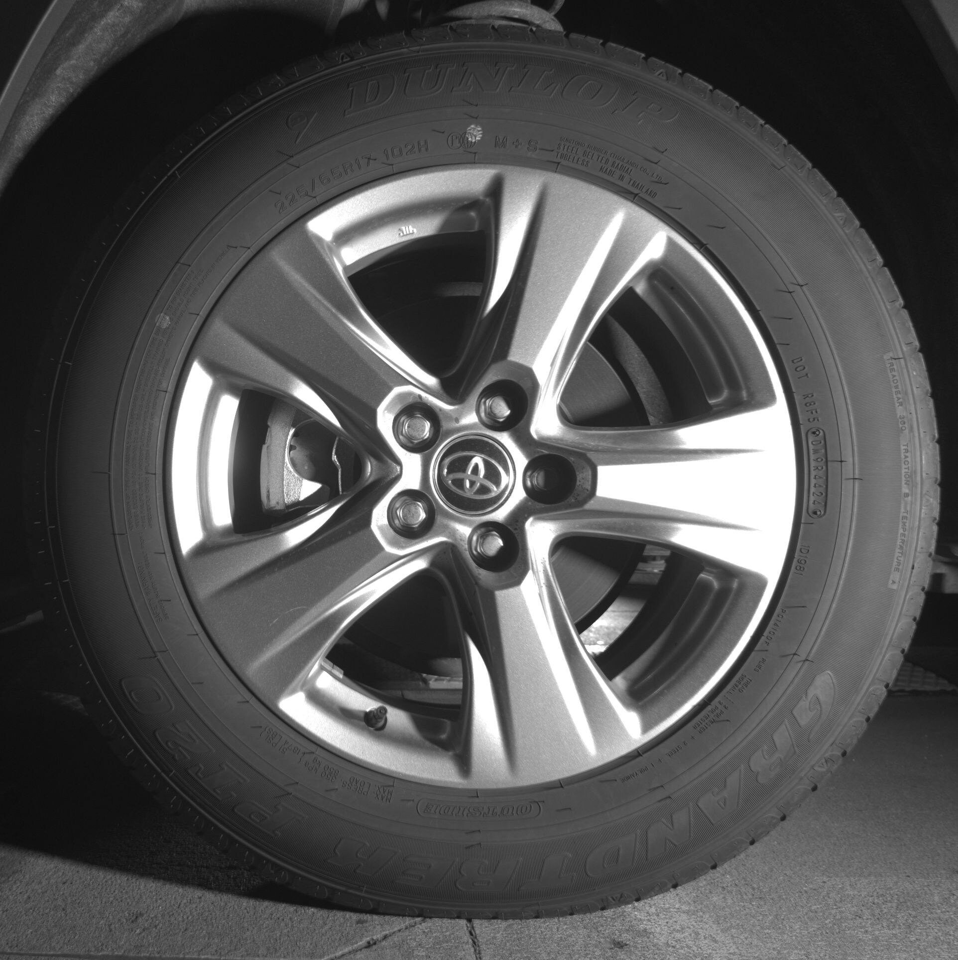 Thumbnail: 2025 Toyota RAV4 - 9