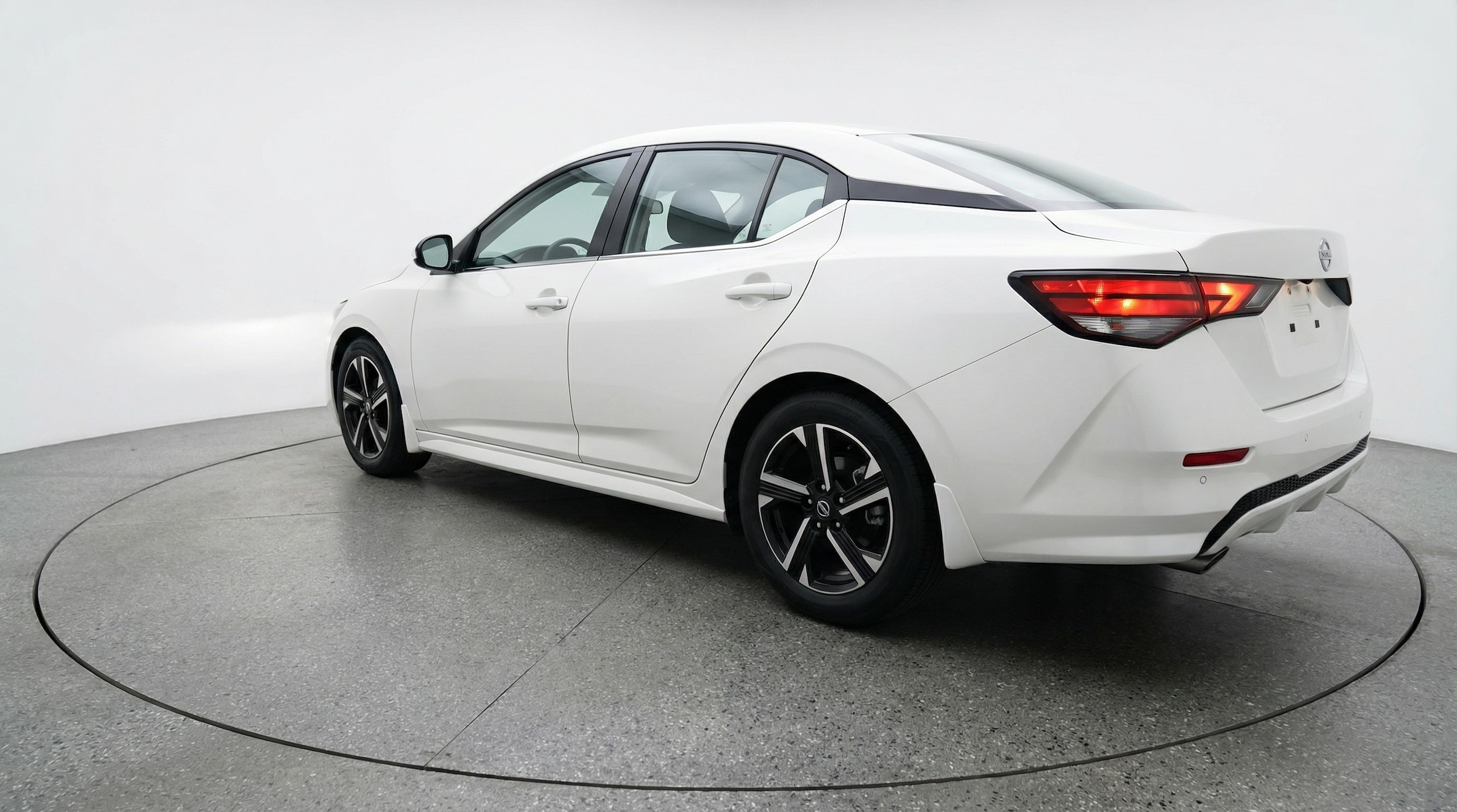 Thumbnail: 2025 Nissan Sentra - 5