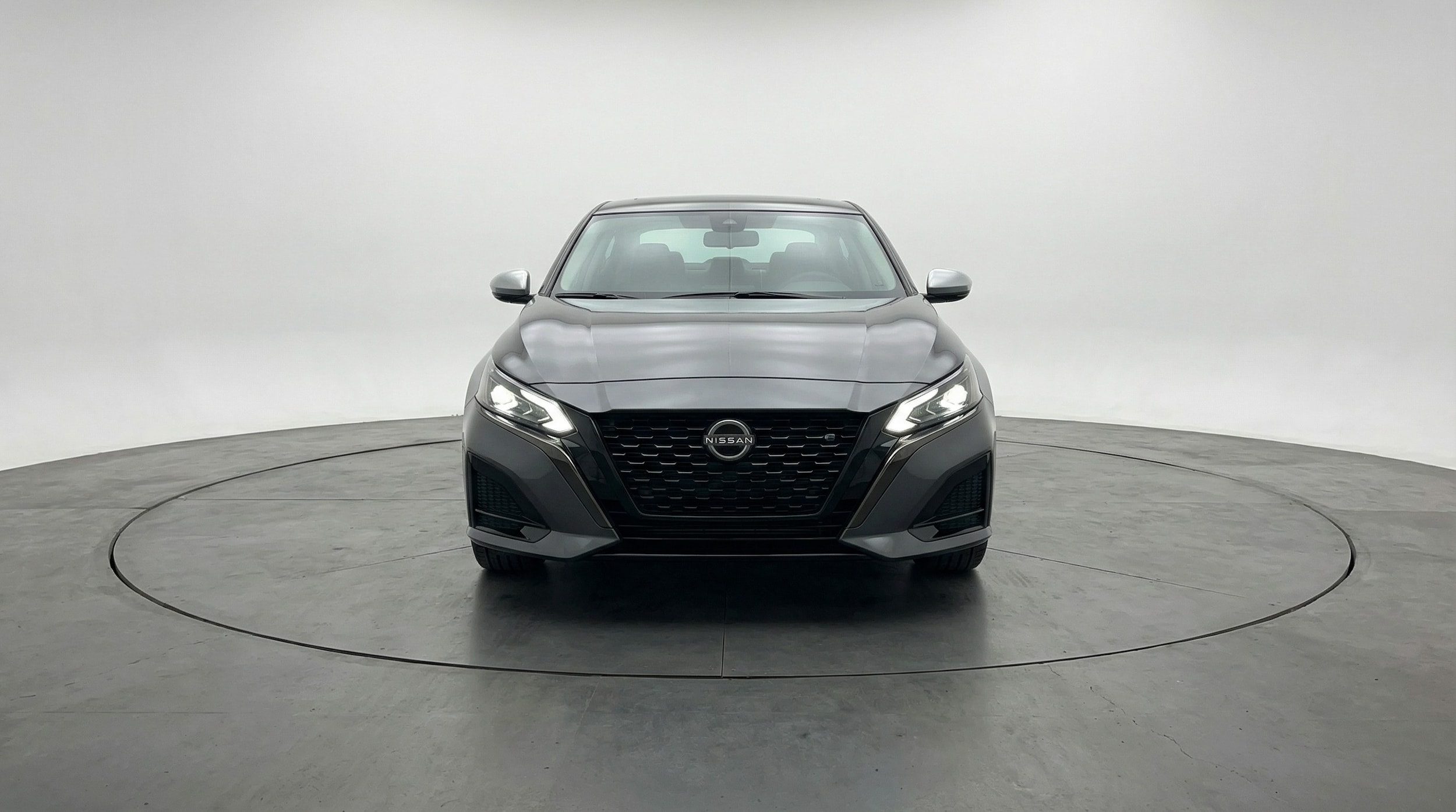 Thumbnail: 2025 Nissan Altima - 2