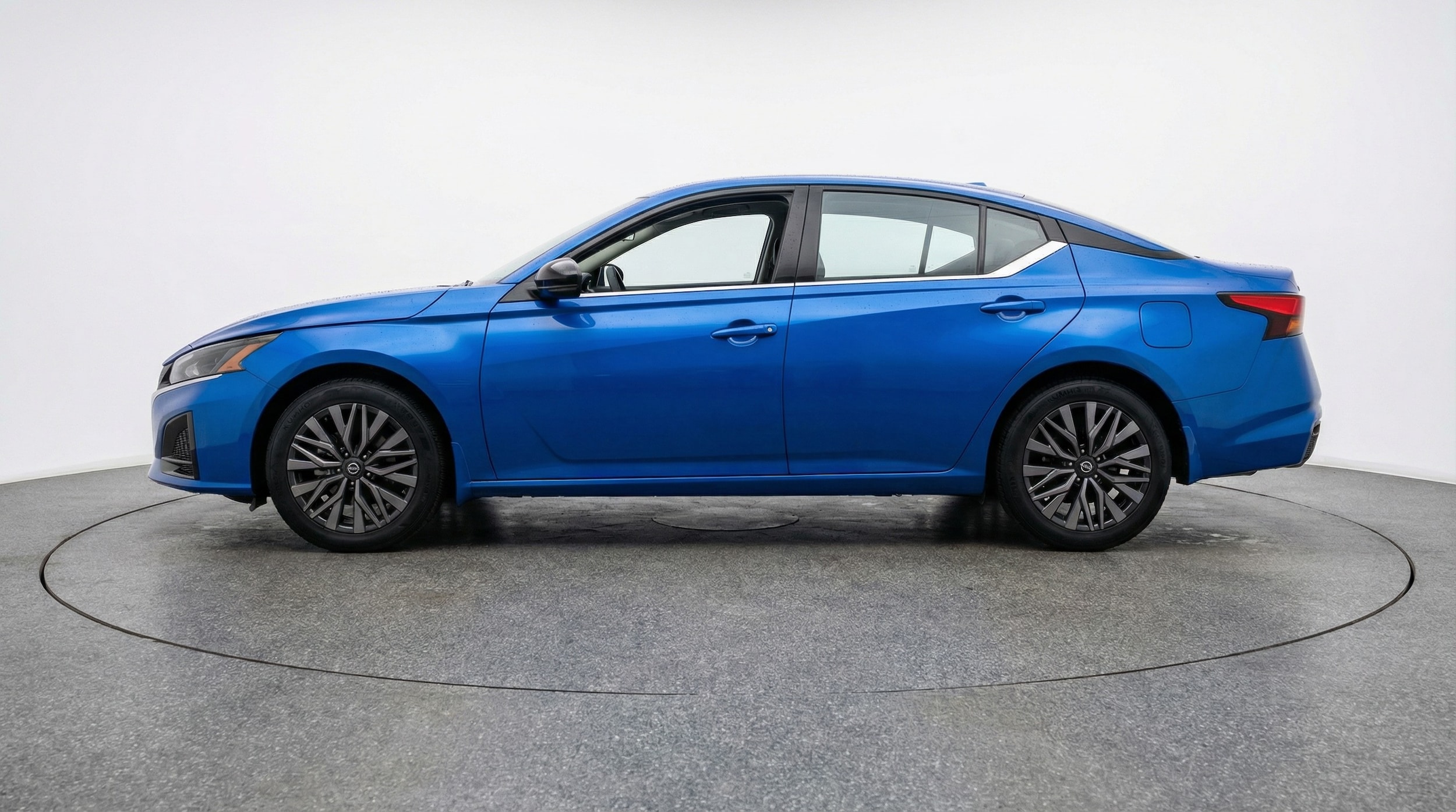 Thumbnail: 2025 Nissan Altima - 4