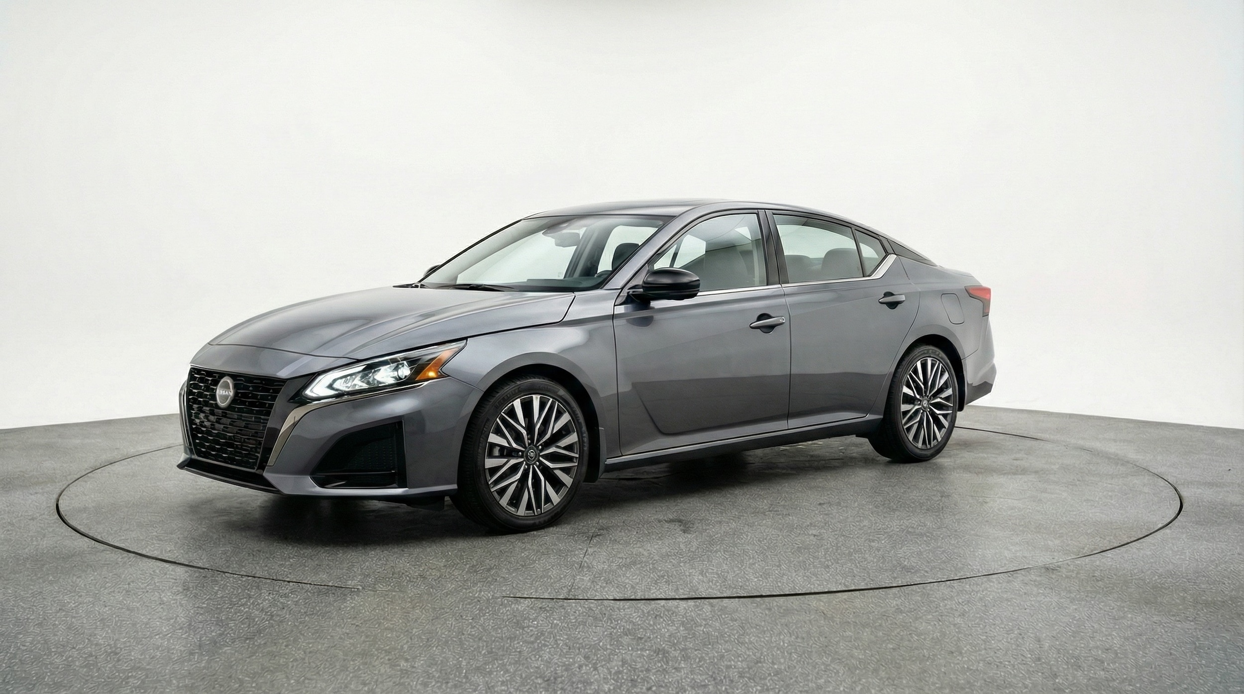 Thumbnail: 2025 Nissan Altima - 3