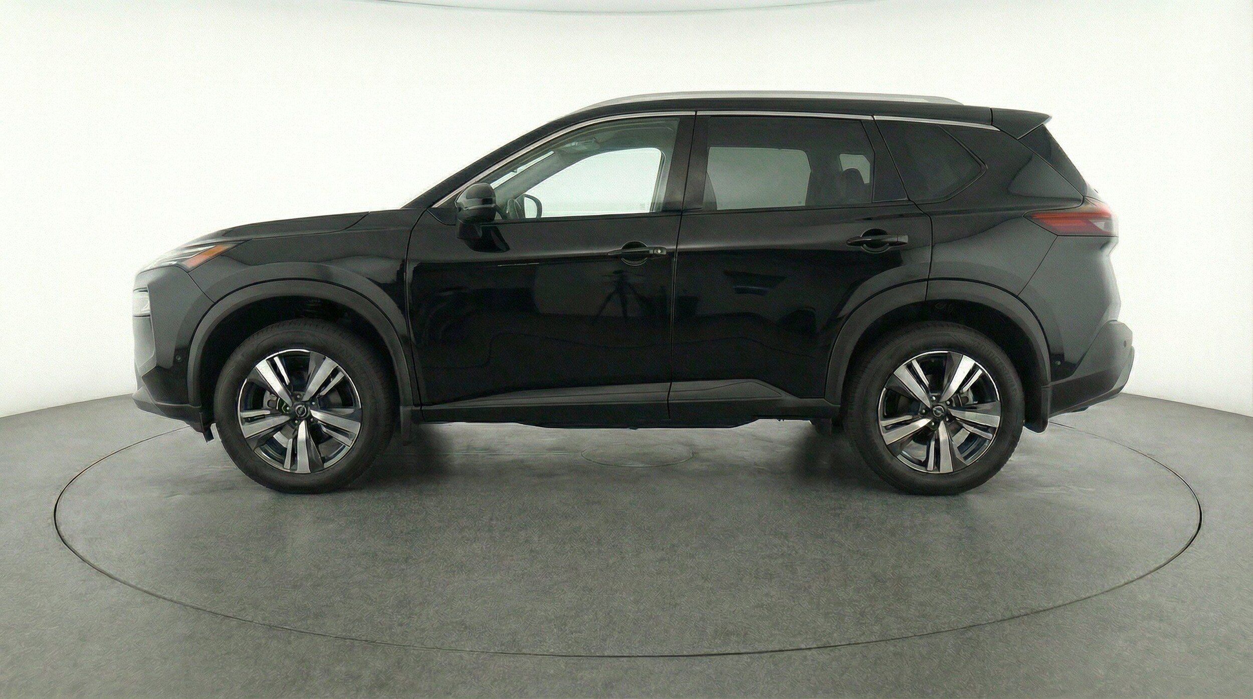Thumbnail: 2026 Nissan Rogue - 5