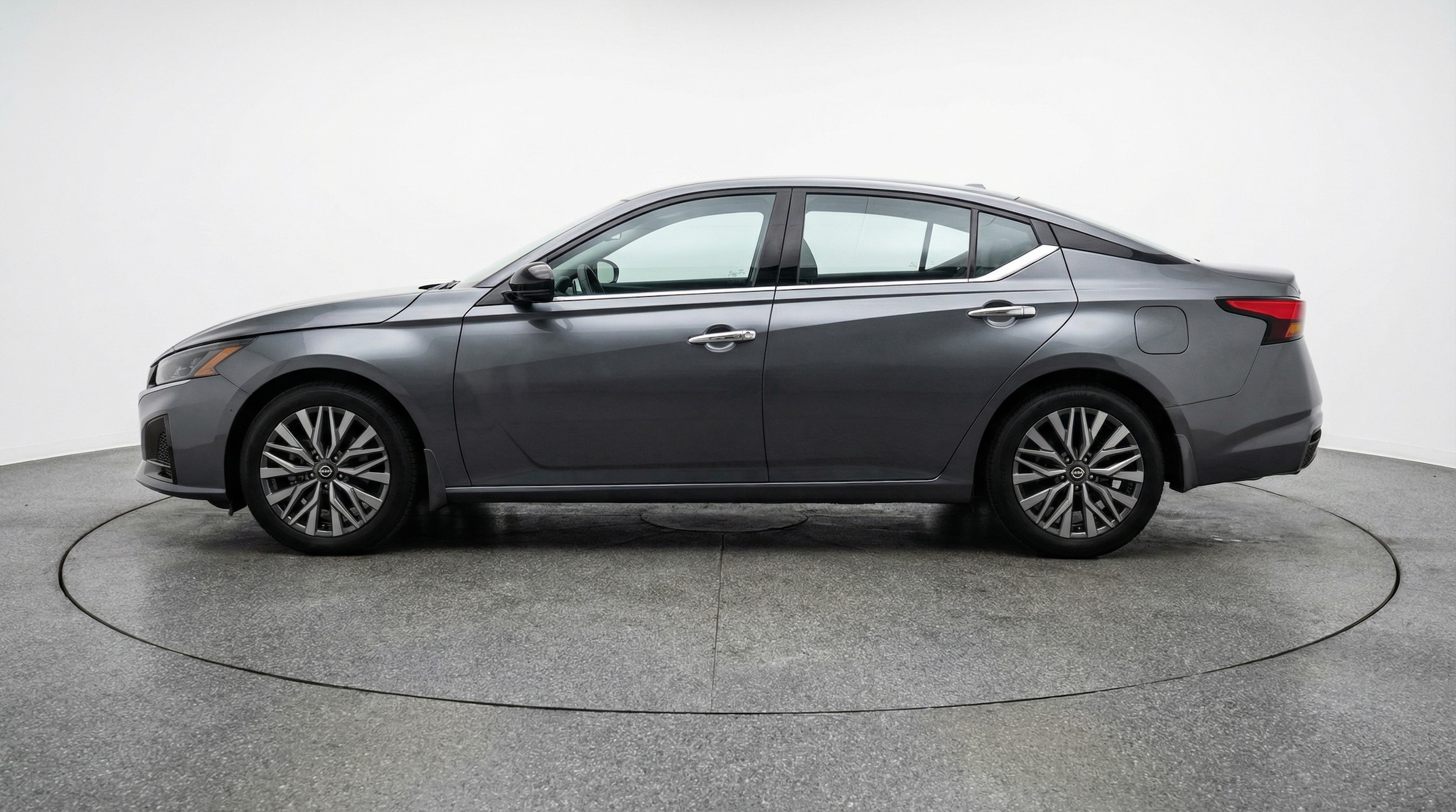 Thumbnail: 2025 Nissan Altima - 4