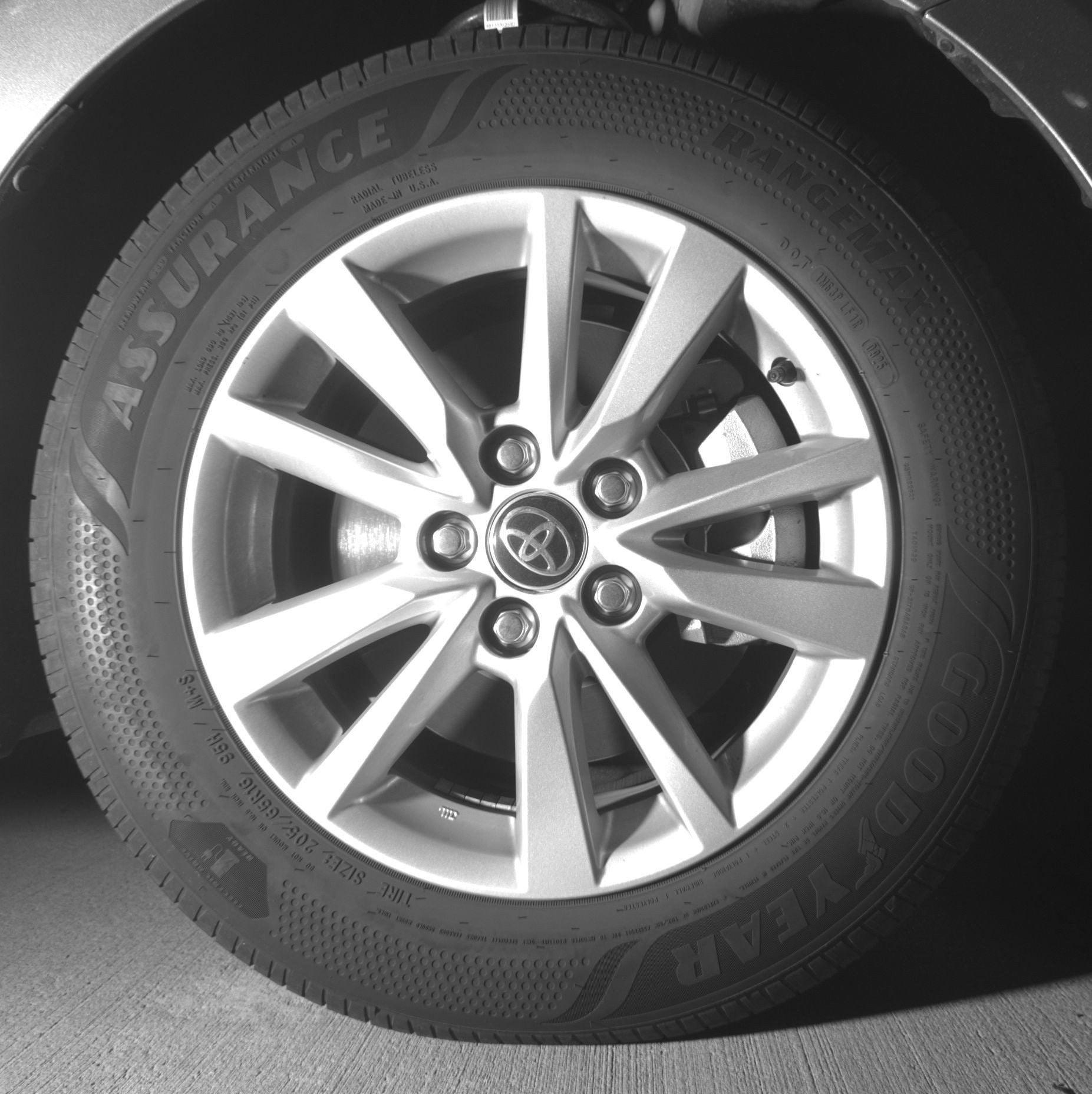 Thumbnail: 2025 Toyota Camry - 13