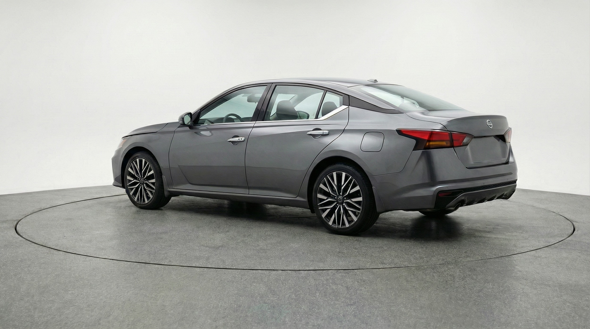 Thumbnail: 2025 Nissan Altima - 5