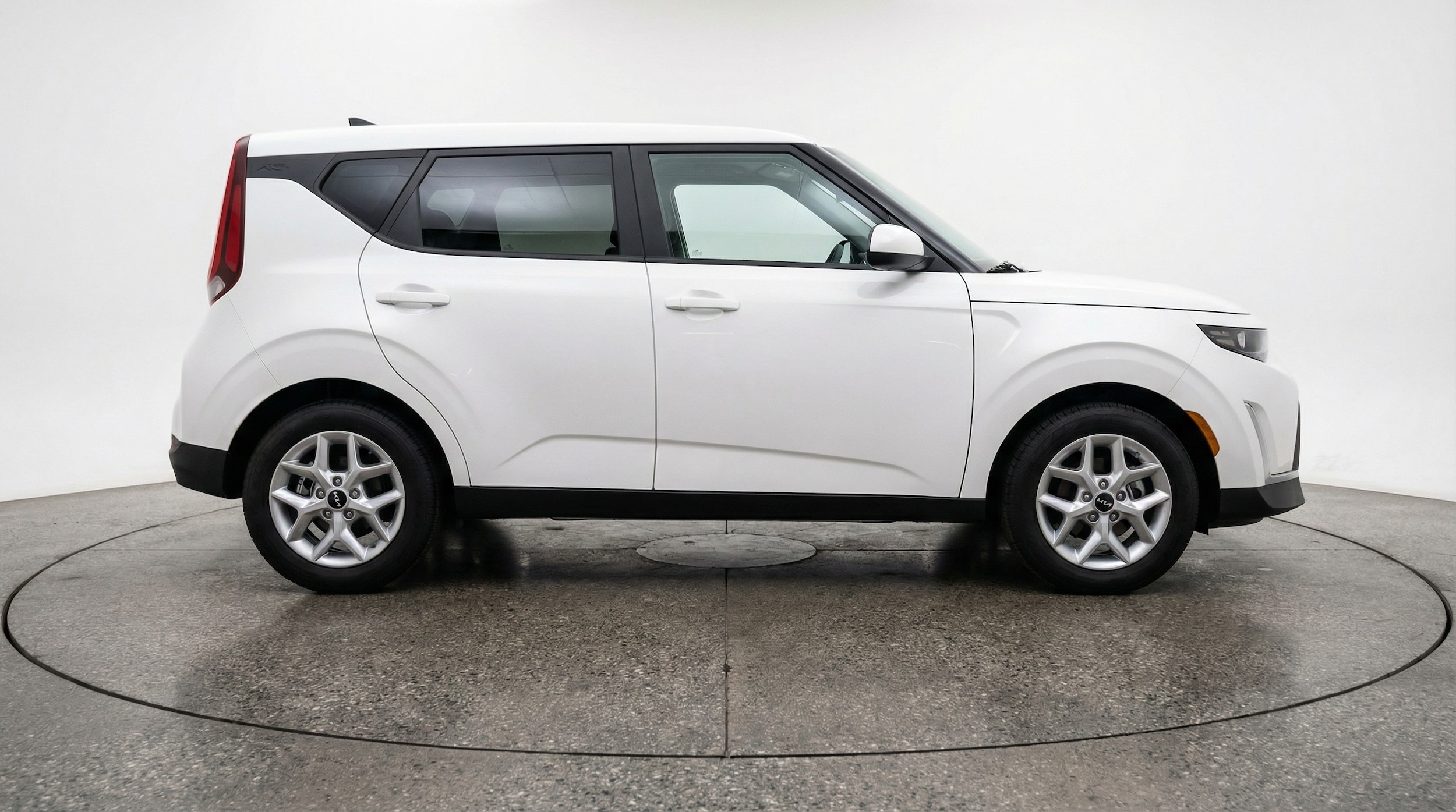 Thumbnail: 2025 Kia Soul - 8