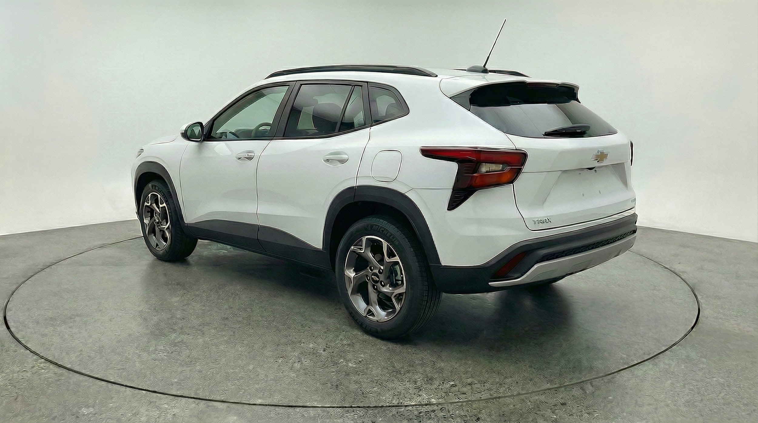 Thumbnail: 2025 Chevrolet Trax - 5