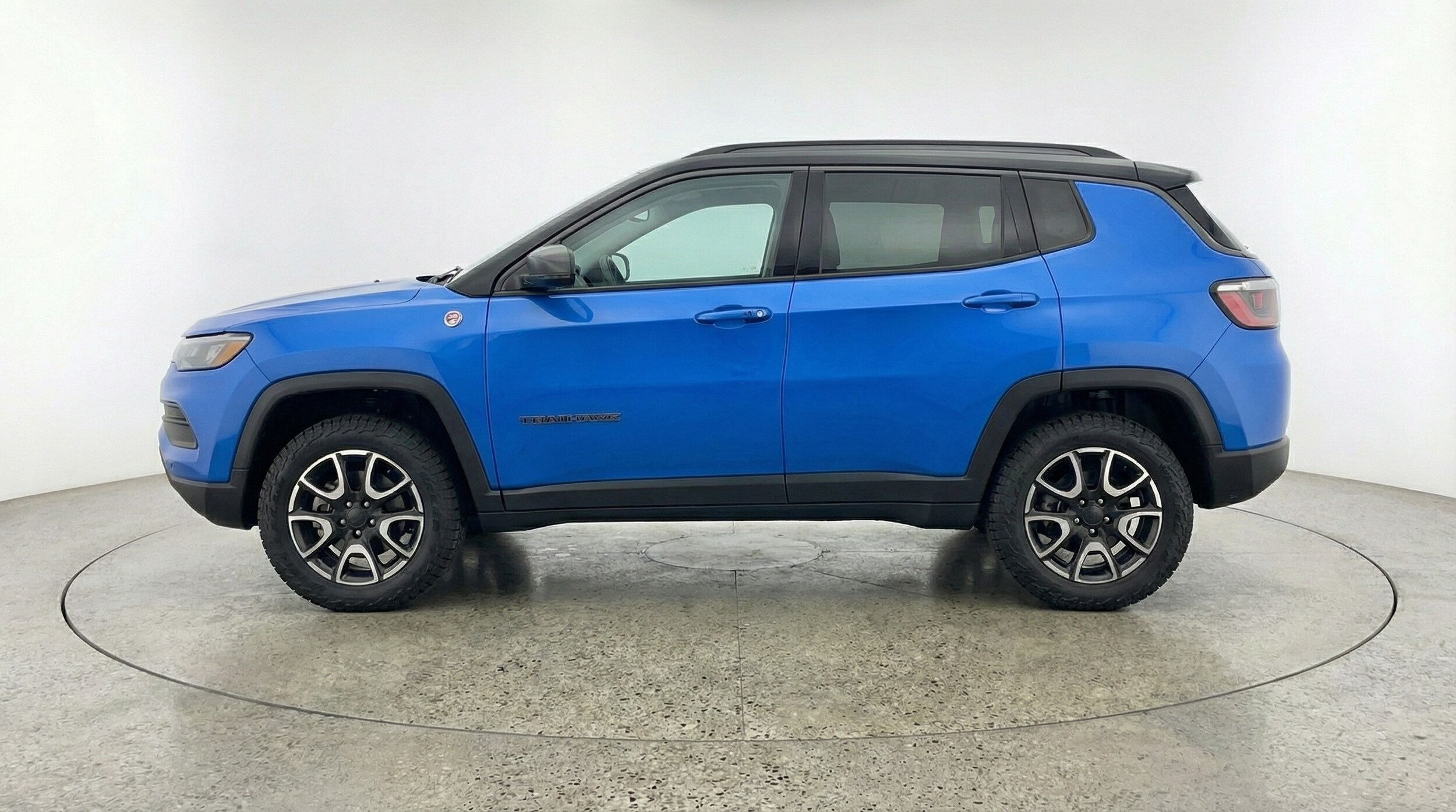 Thumbnail: 2025 Jeep Compass - 4
