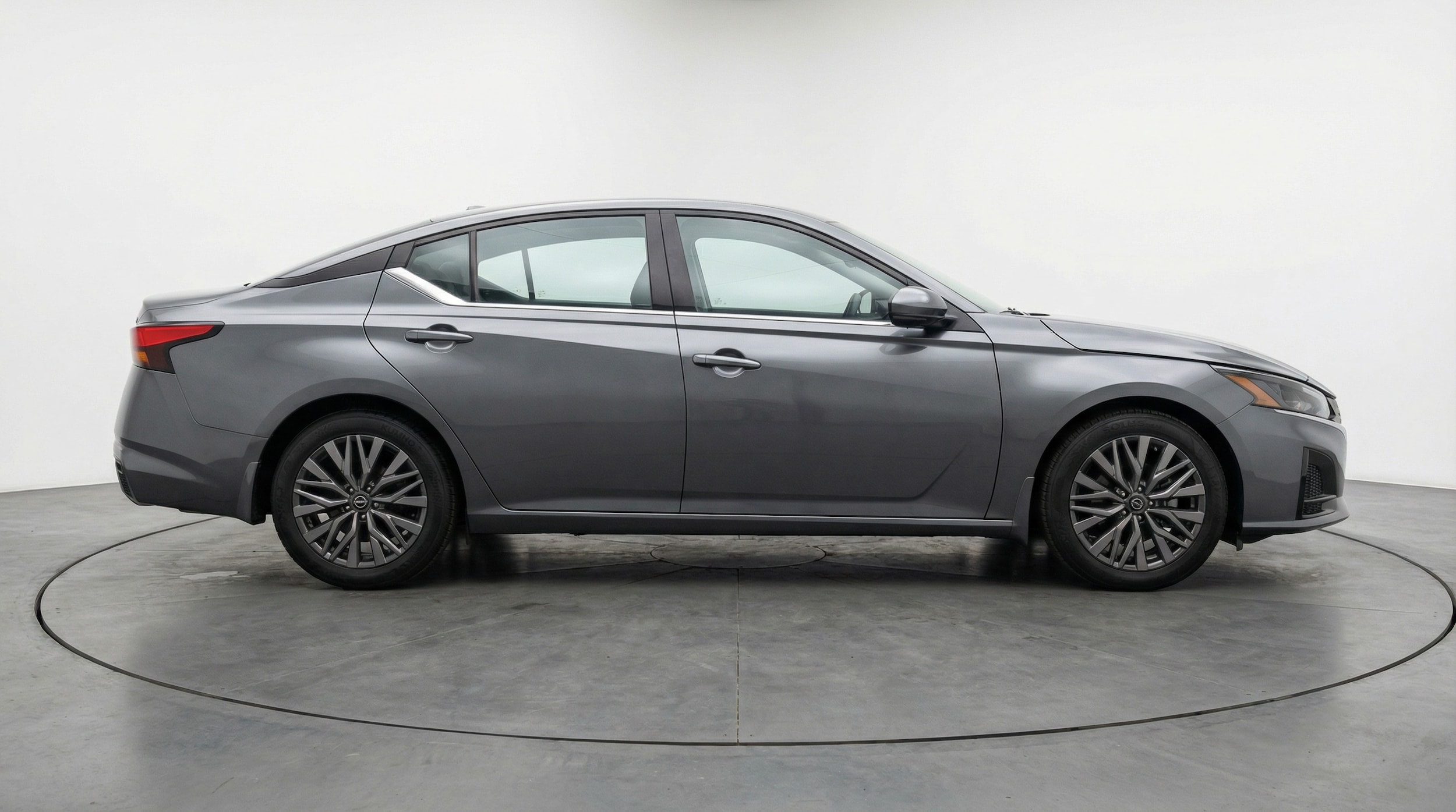 Thumbnail: 2025 Nissan Altima - 8