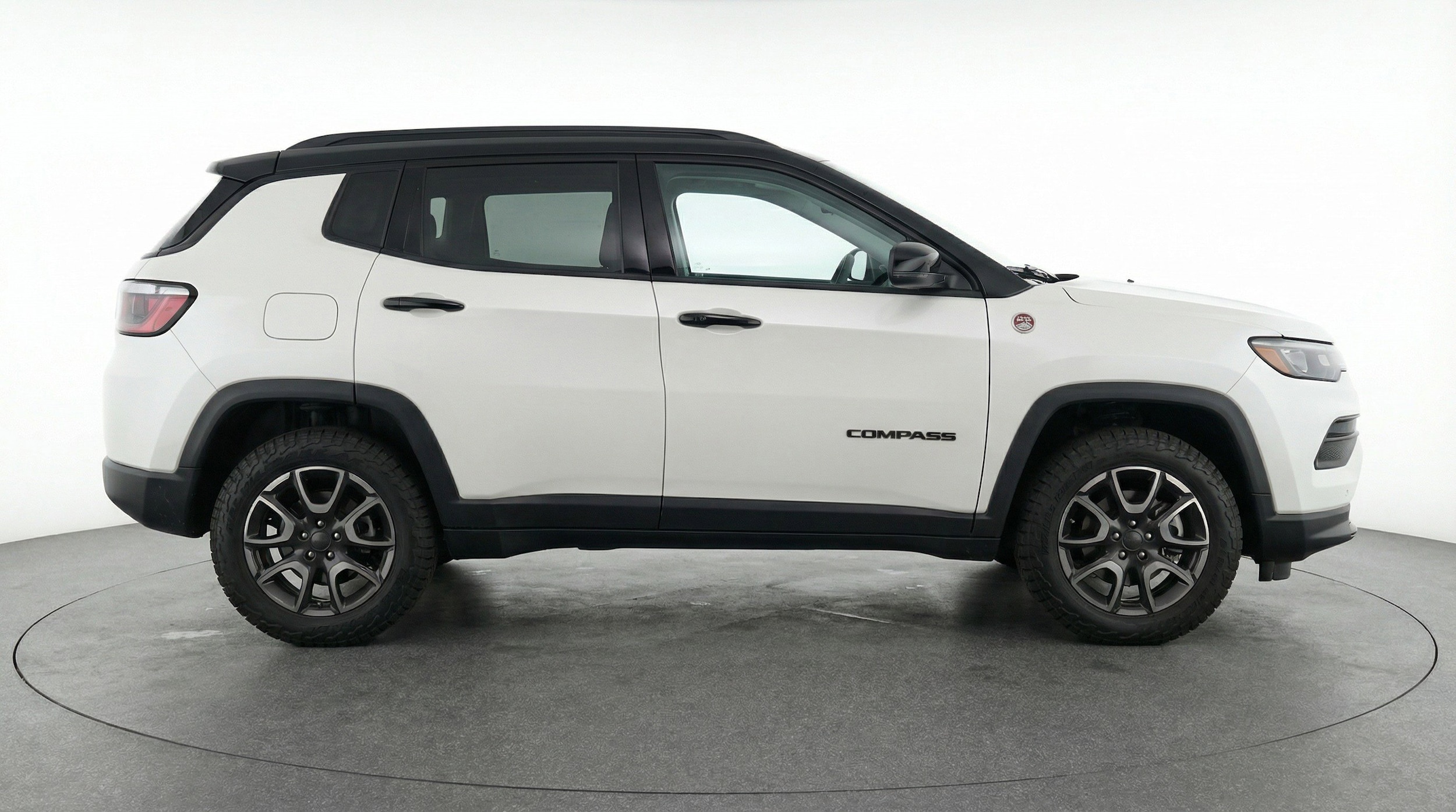 Thumbnail: 2025 Jeep Compass - 11