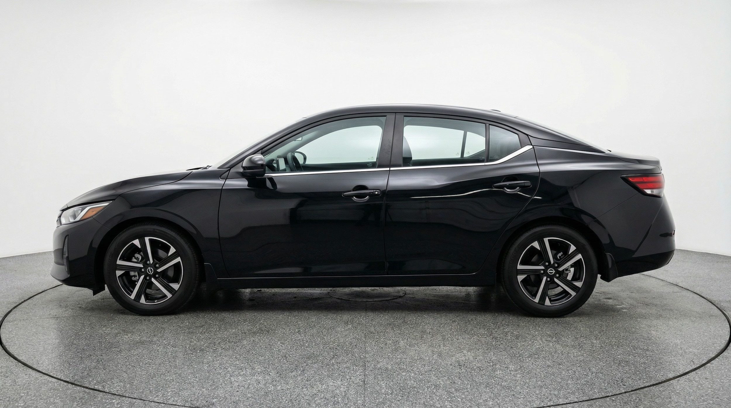 Thumbnail: 2025 Nissan Sentra - 4