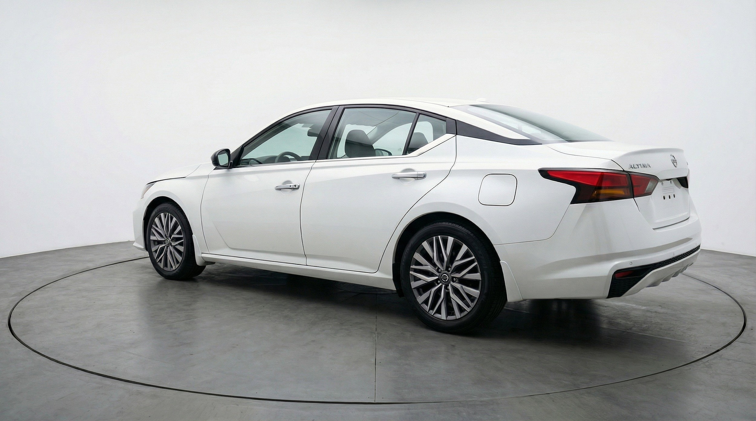 Thumbnail: 2025 Nissan Altima - 6