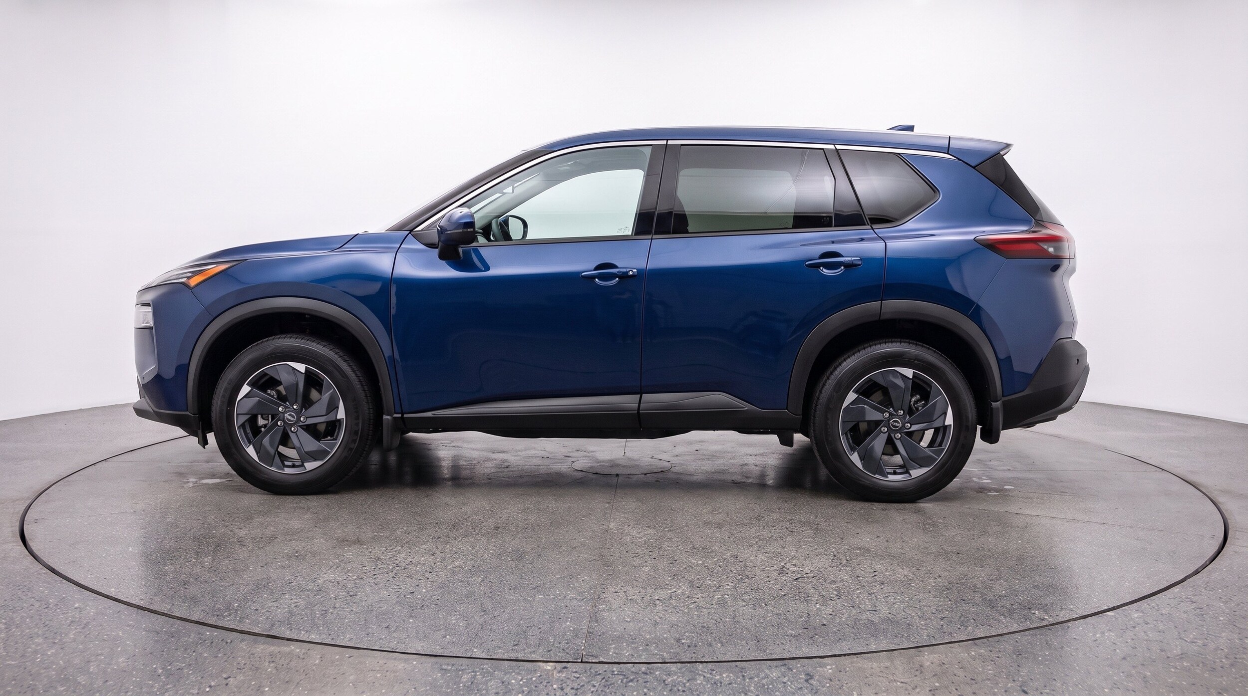 Thumbnail: 2025 Nissan Rogue - 5