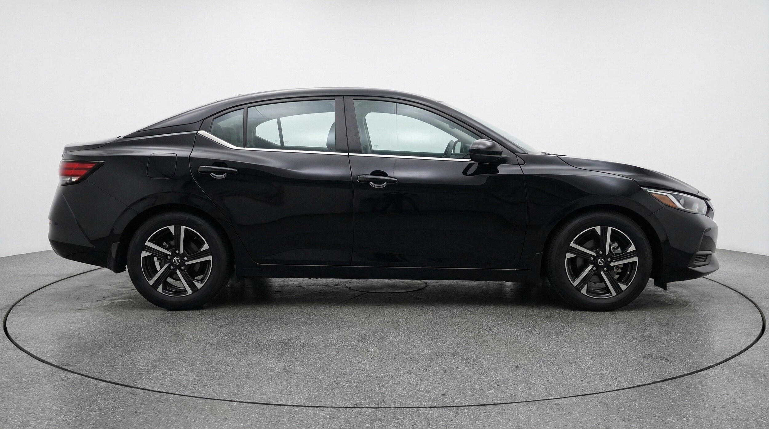 Thumbnail: 2025 Nissan Sentra - 11