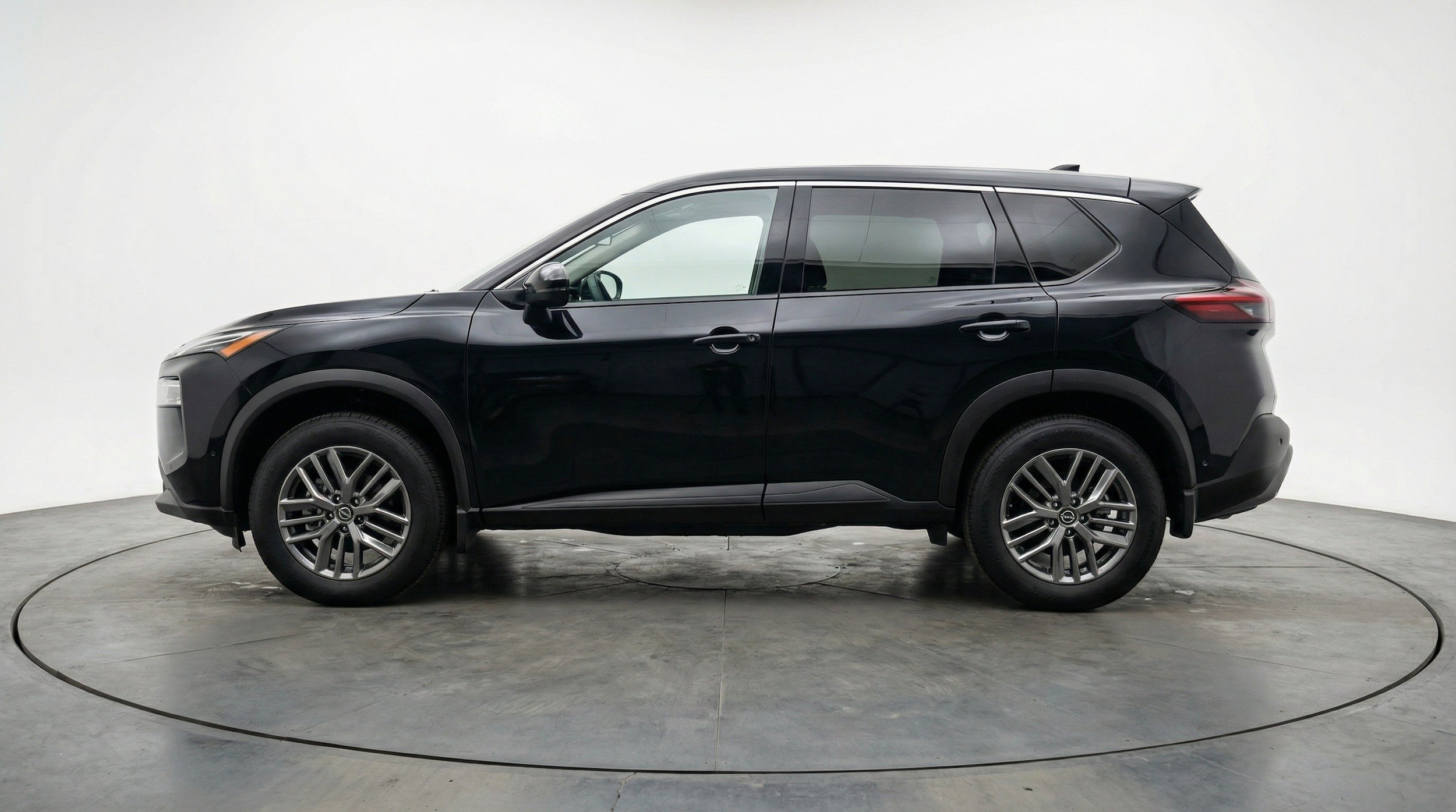 Thumbnail: 2026 Nissan Rogue - 5