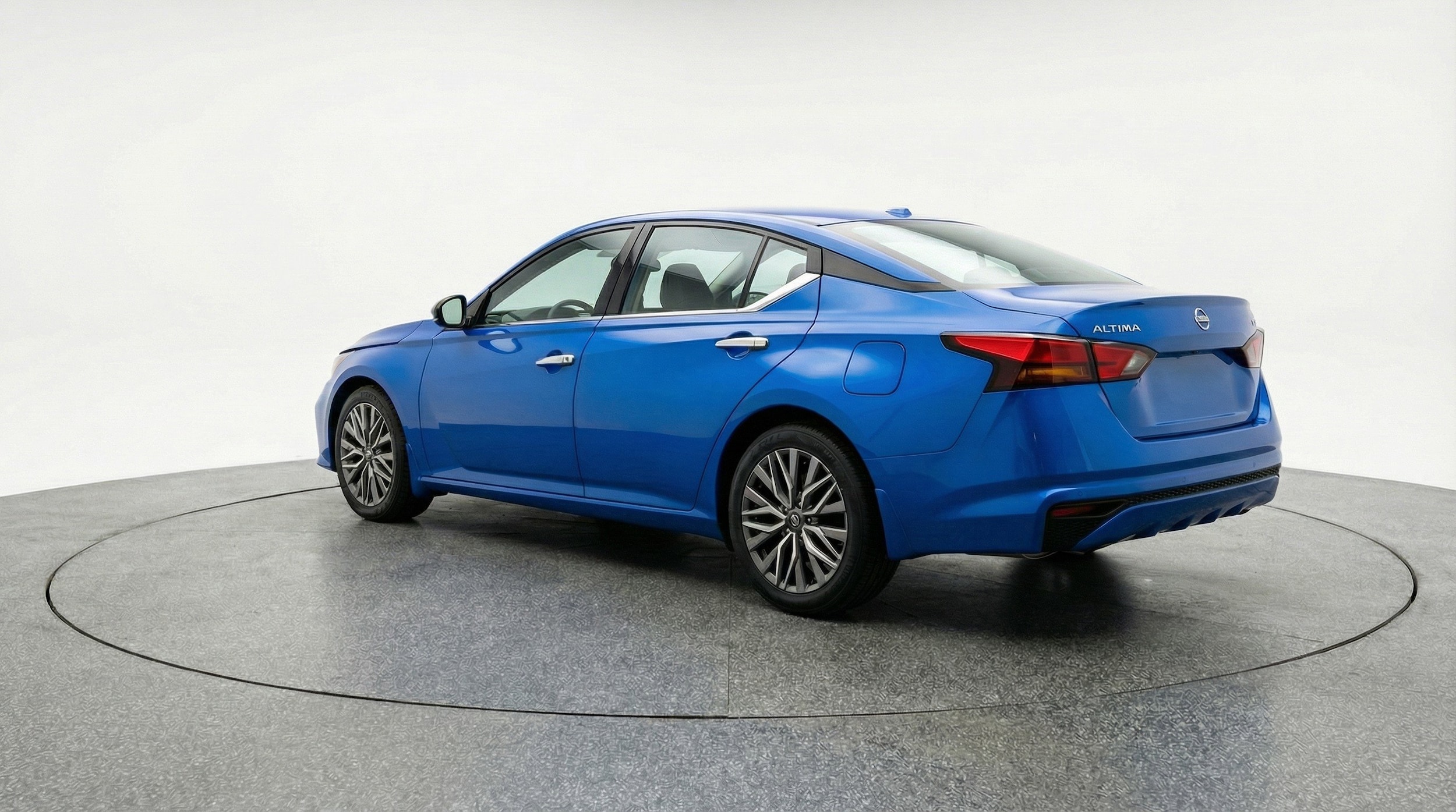 Thumbnail: 2025 Nissan Altima - 6